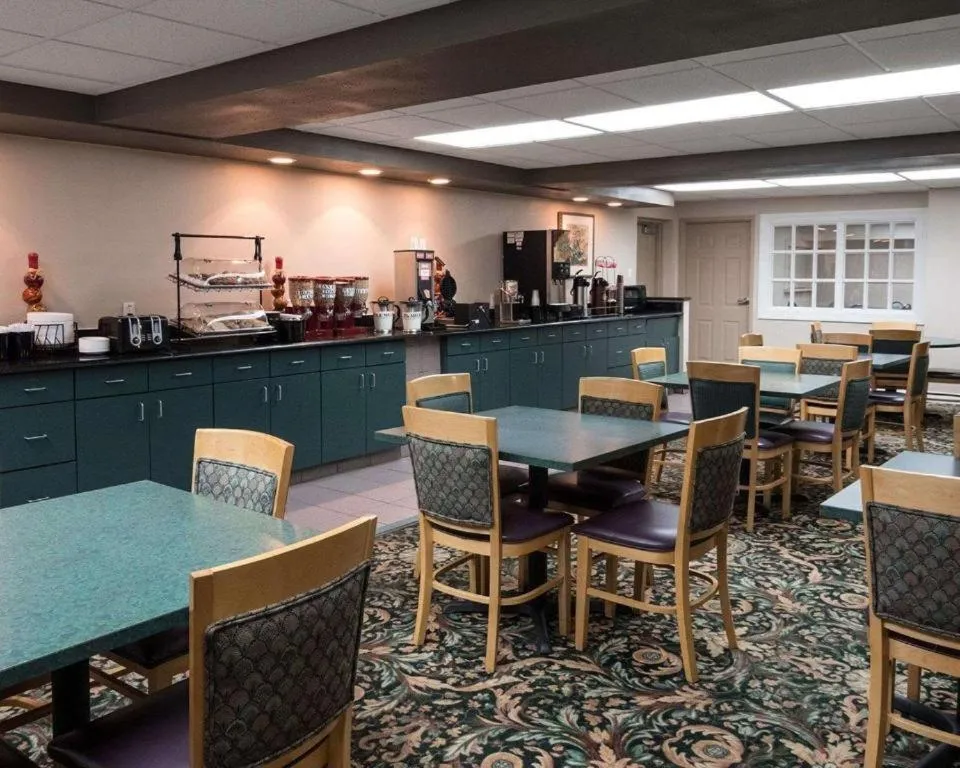 Economy Inn & Suites