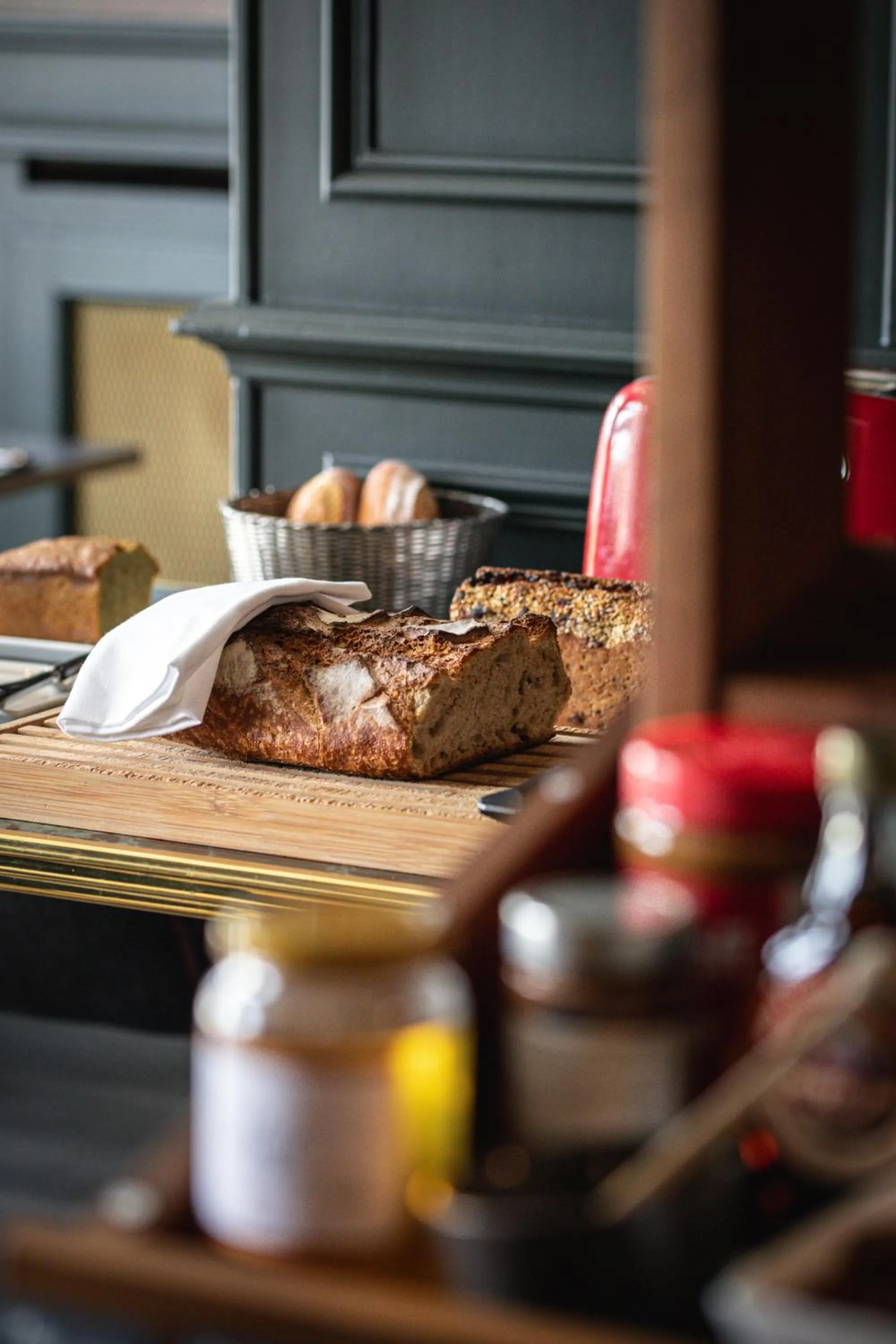 Breakfast in Ermitage De Corton - Teritoria