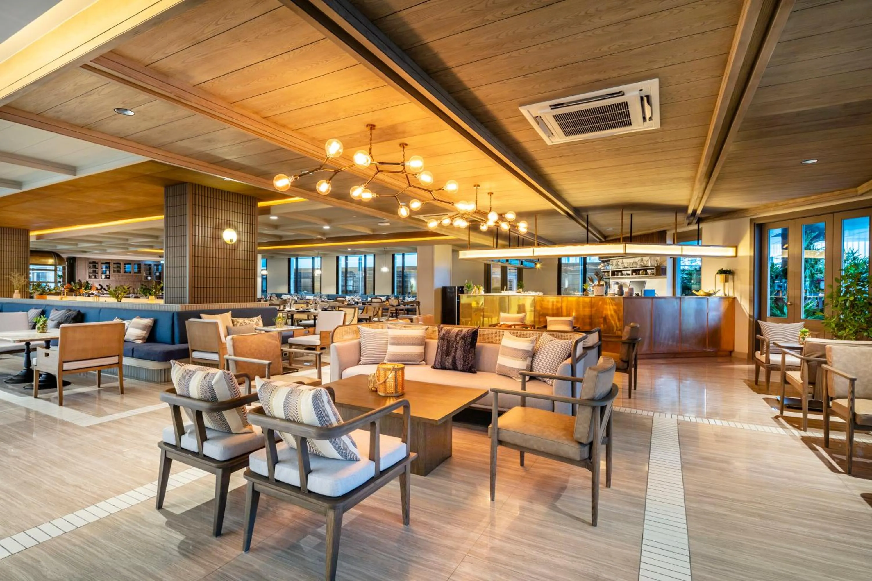 Restaurant/places to eat in SYN Boutique Hotel