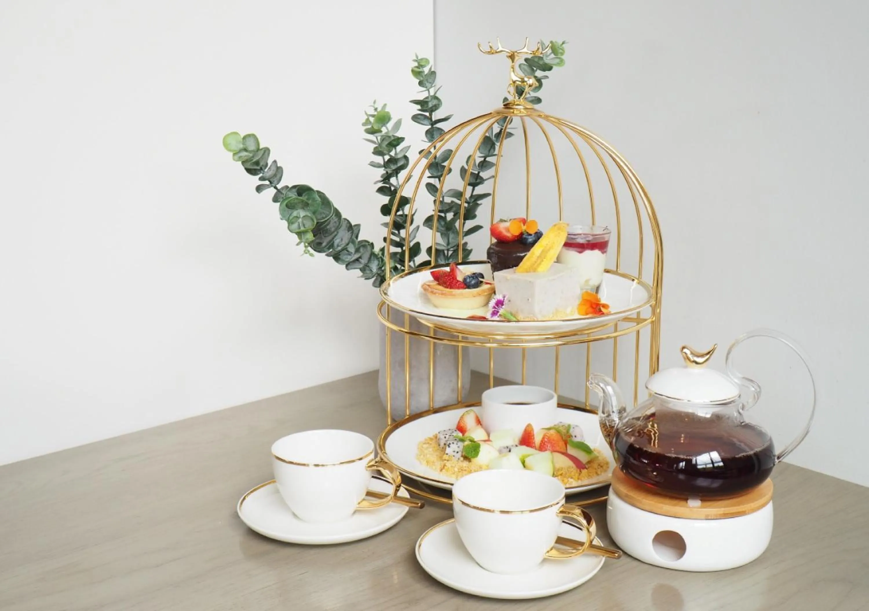 Restaurant/places to eat in SYN Boutique Hotel