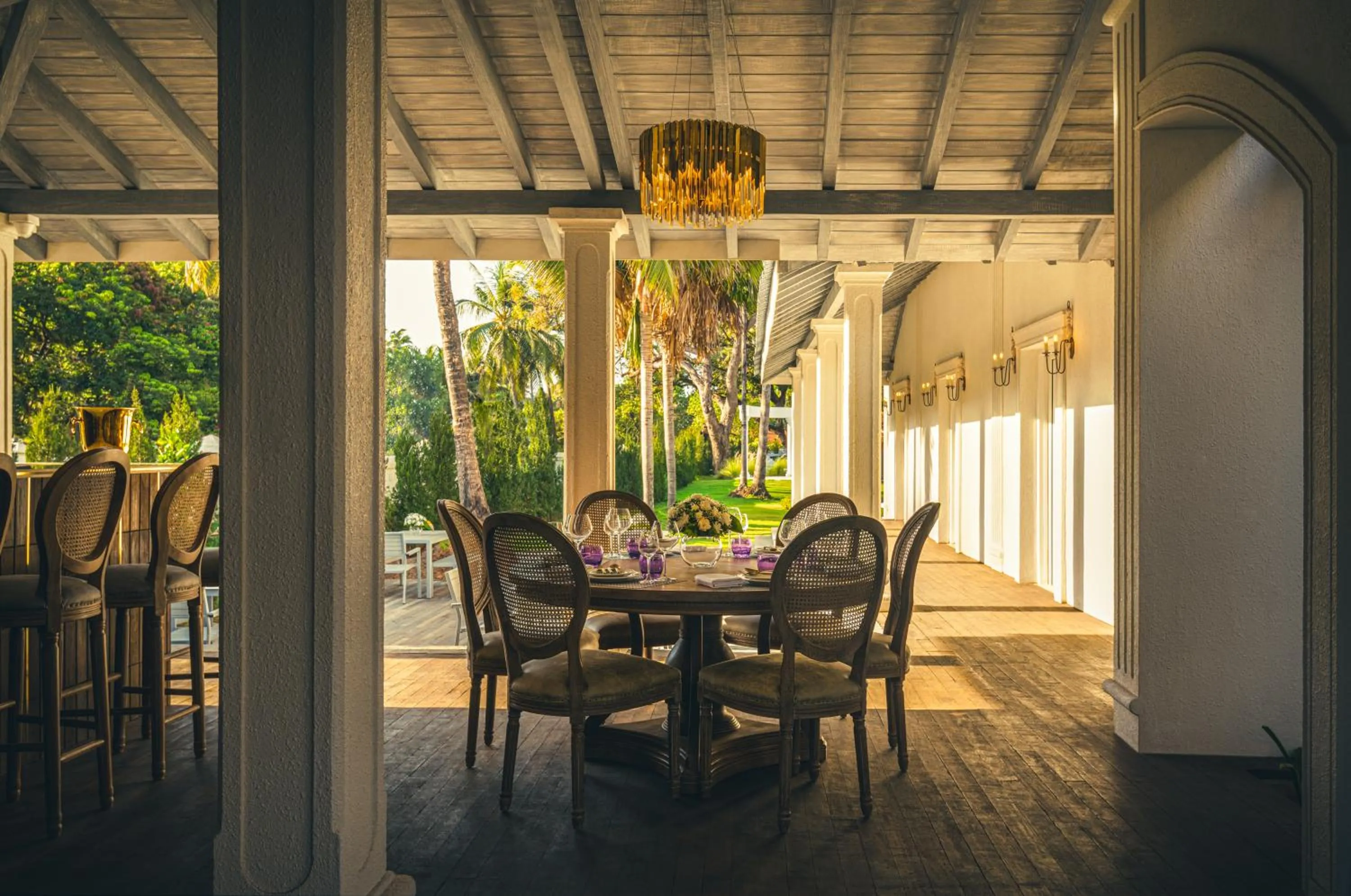 Restaurant/places to eat in MansionHaus