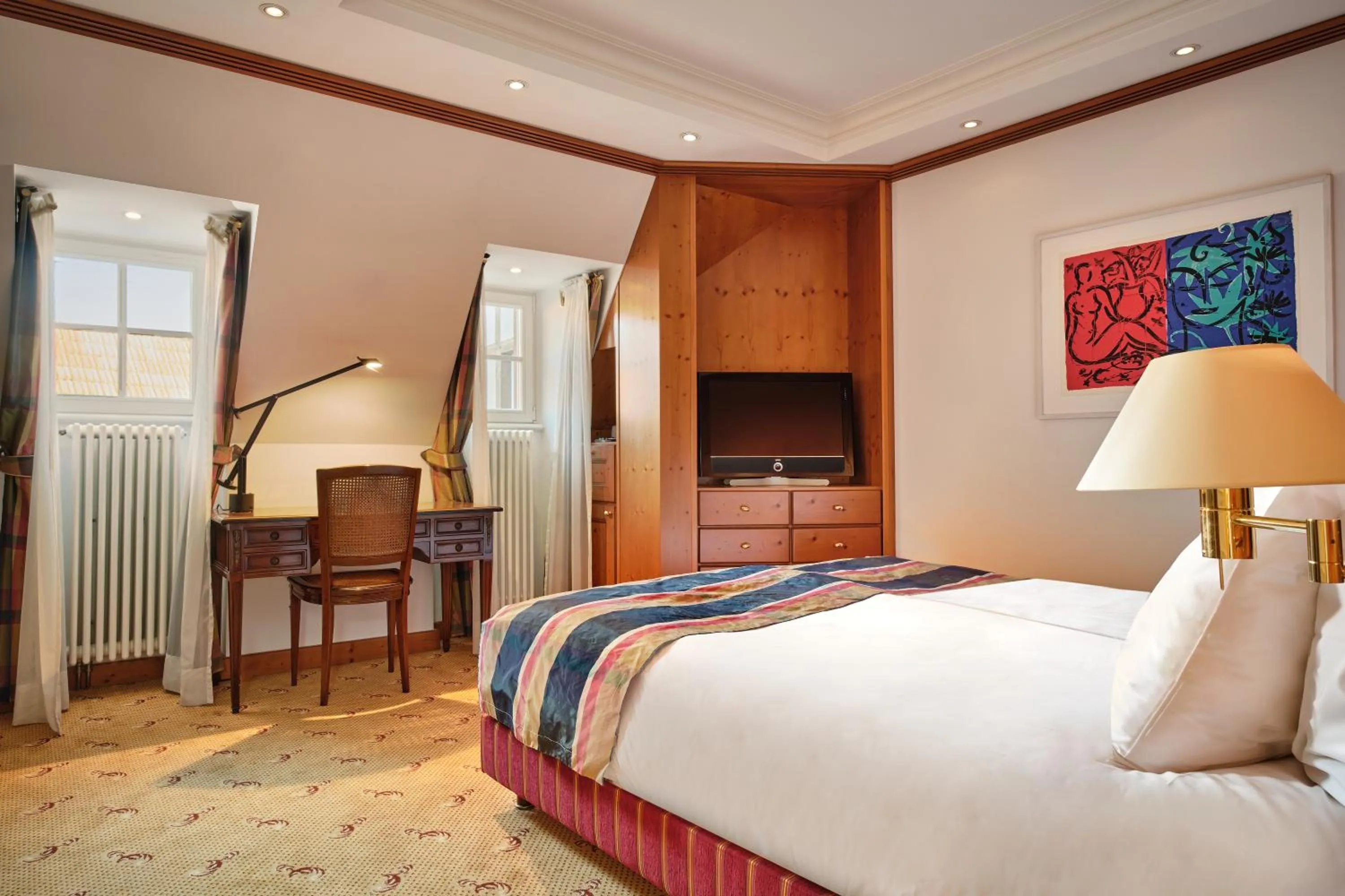 Bed in Hotel & Spa A la cour d'Alsace by HappyCulture
