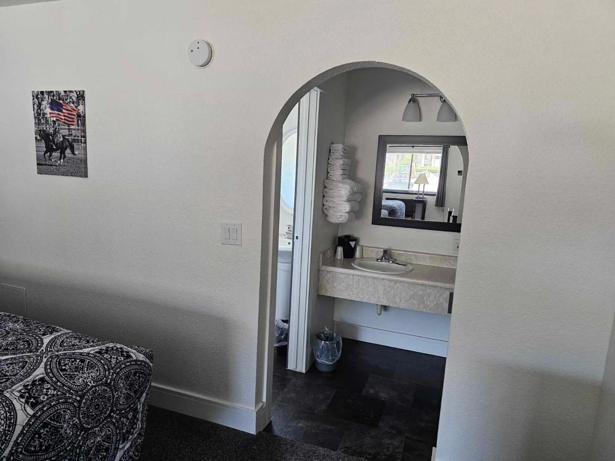 Bathroom in El Rancho Motel