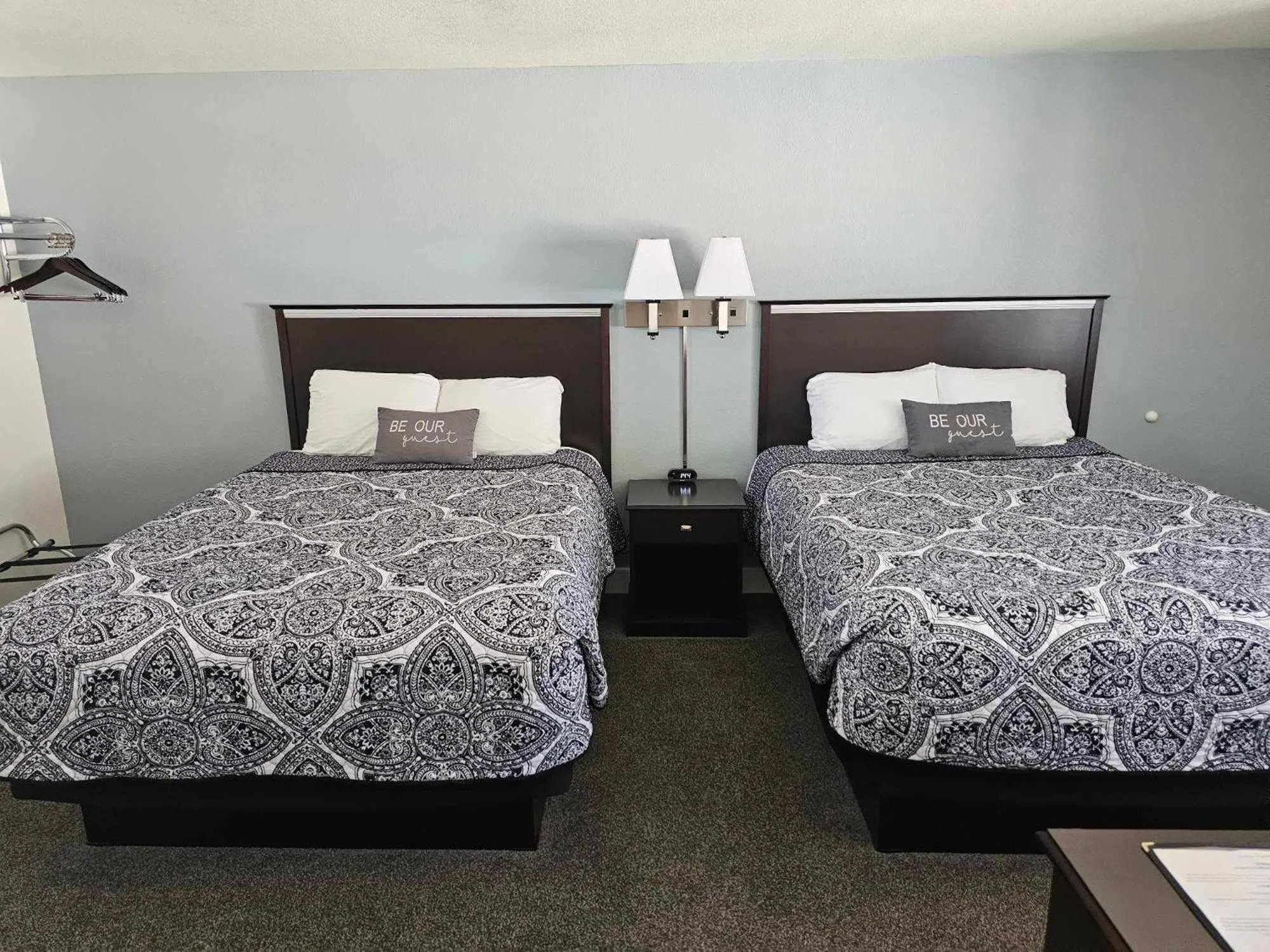 Bed in El Rancho Motel