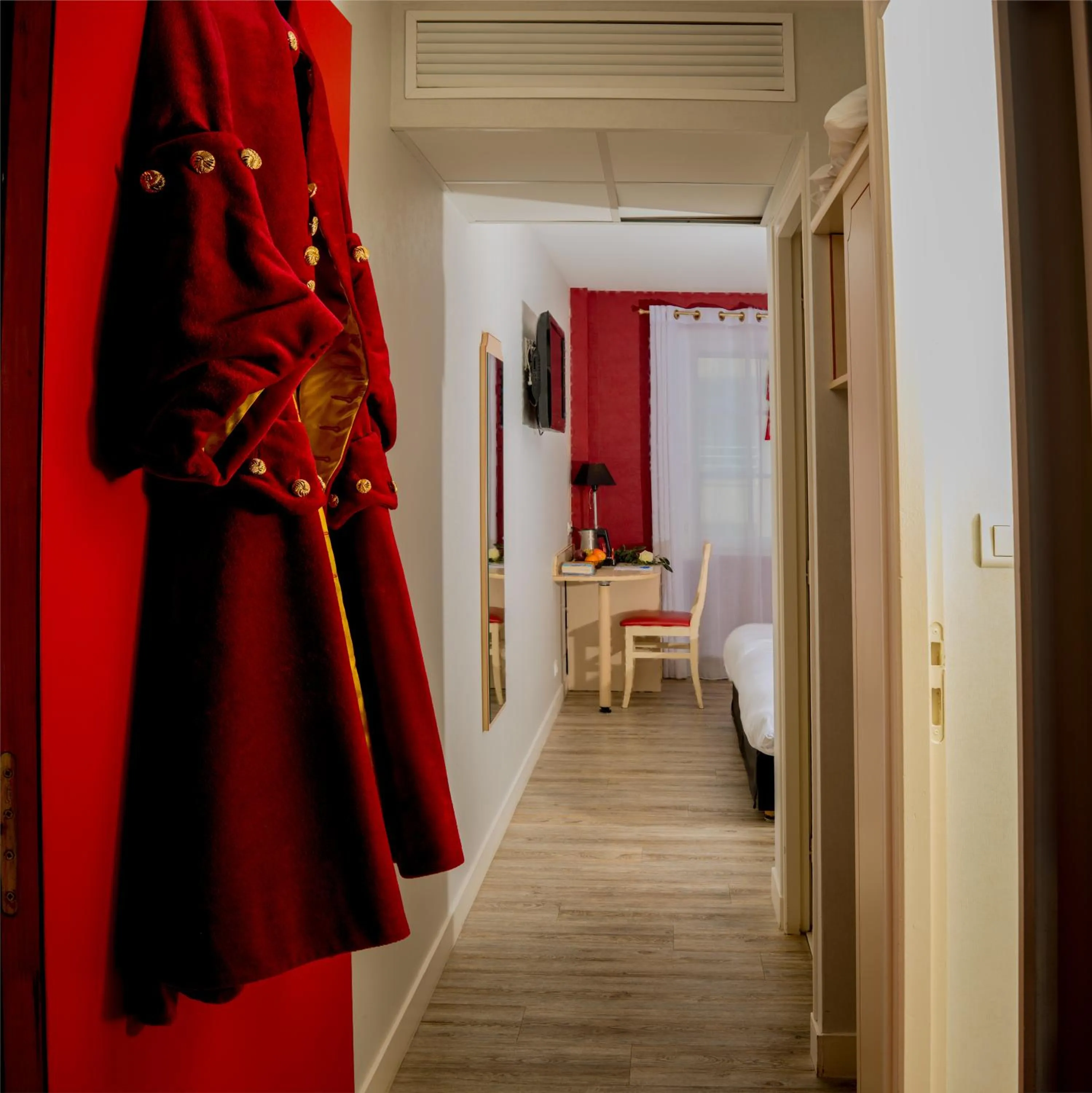 Bedroom in Logis Hôtel-Restaurant LE FONTARABIE