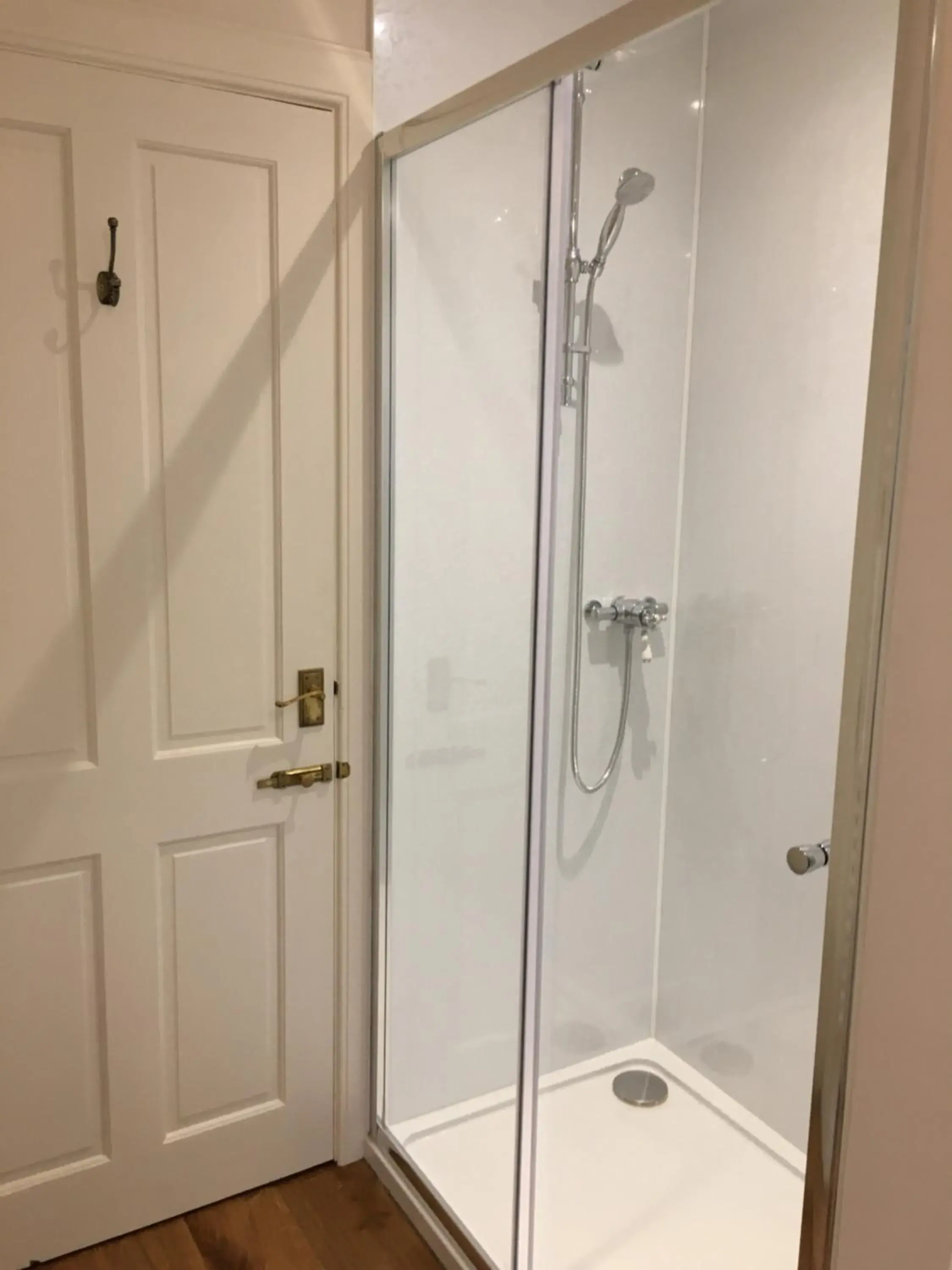 Double or Twin Room with Private Bathroom in East Park B&B Double or Twin Room with Private Bathroom in East Park B&B