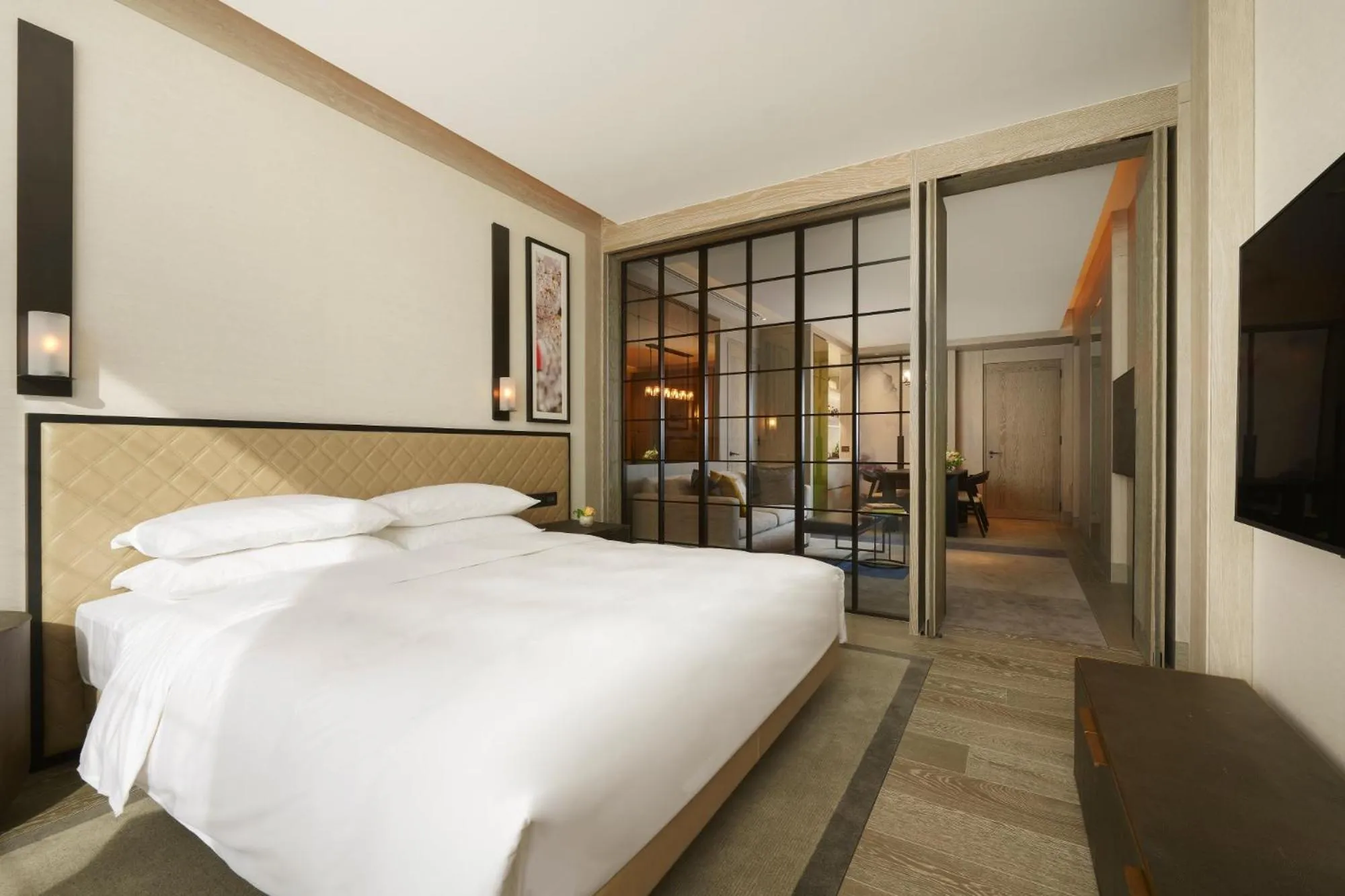 Bed in Park Hyatt Niseko Hanazono