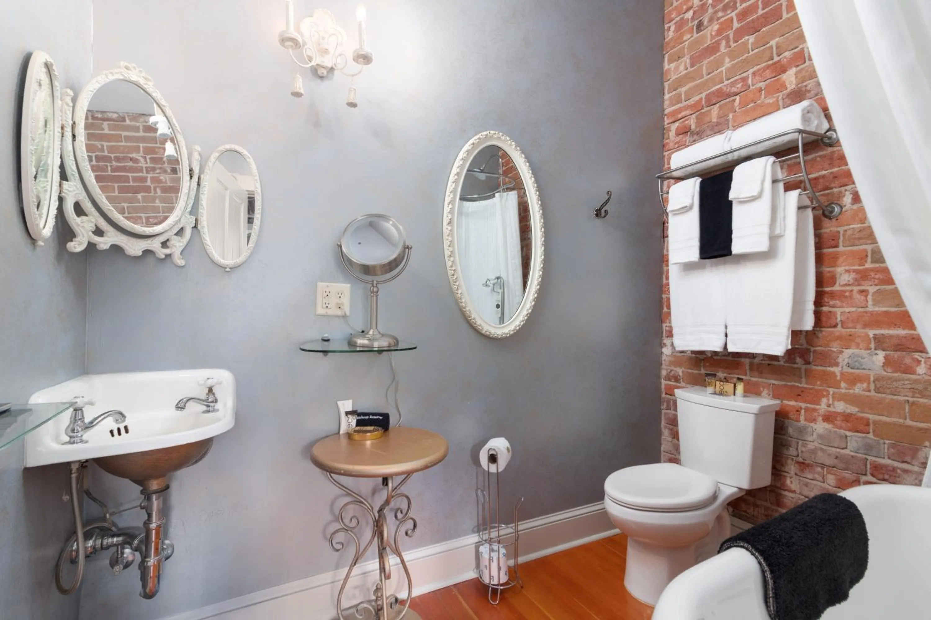 Grand Highland Hotel