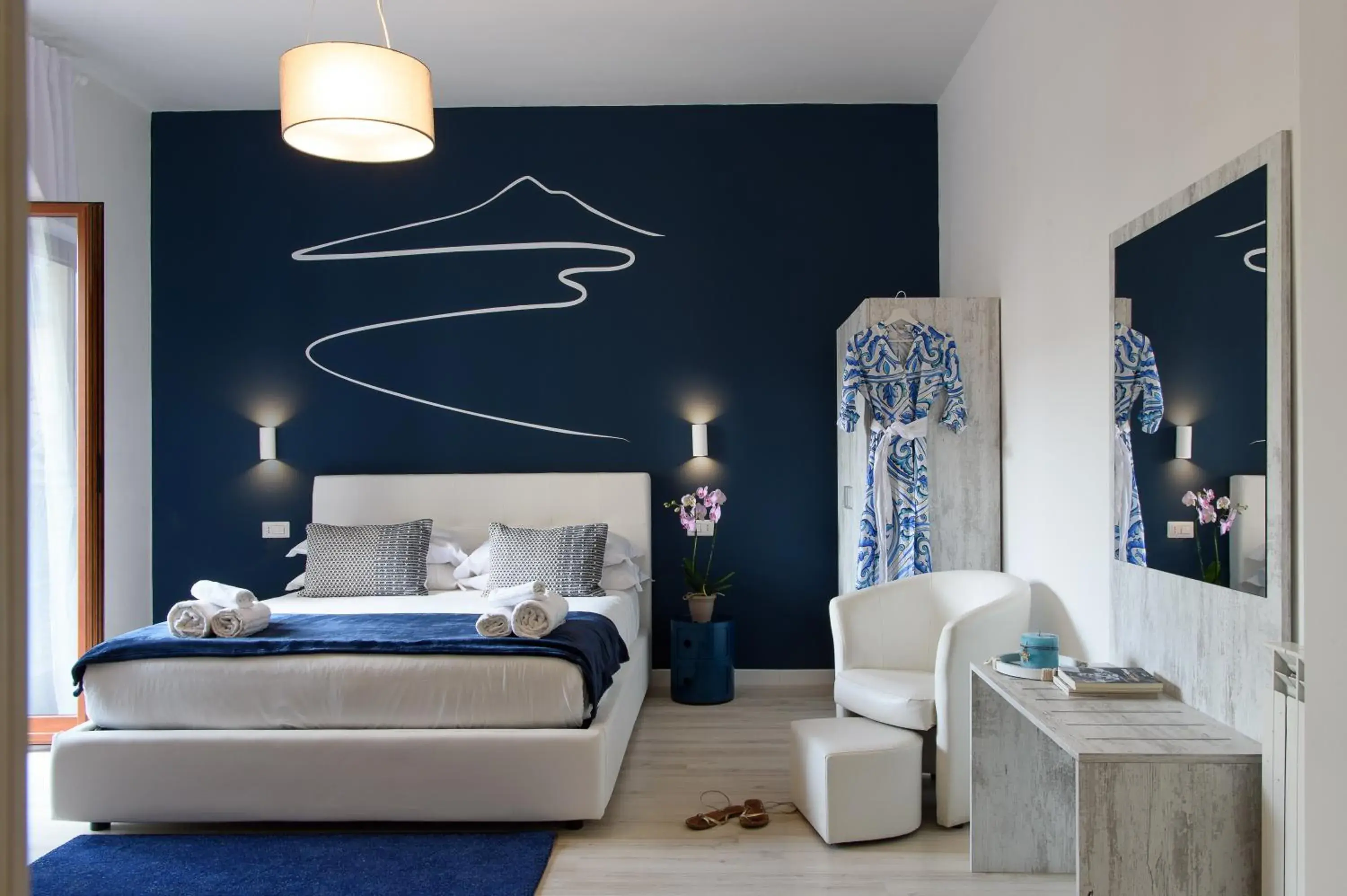 Deluxe Room in Les Suites des Tout le Monde Deluxe Room in Les Suites des Tout le Monde