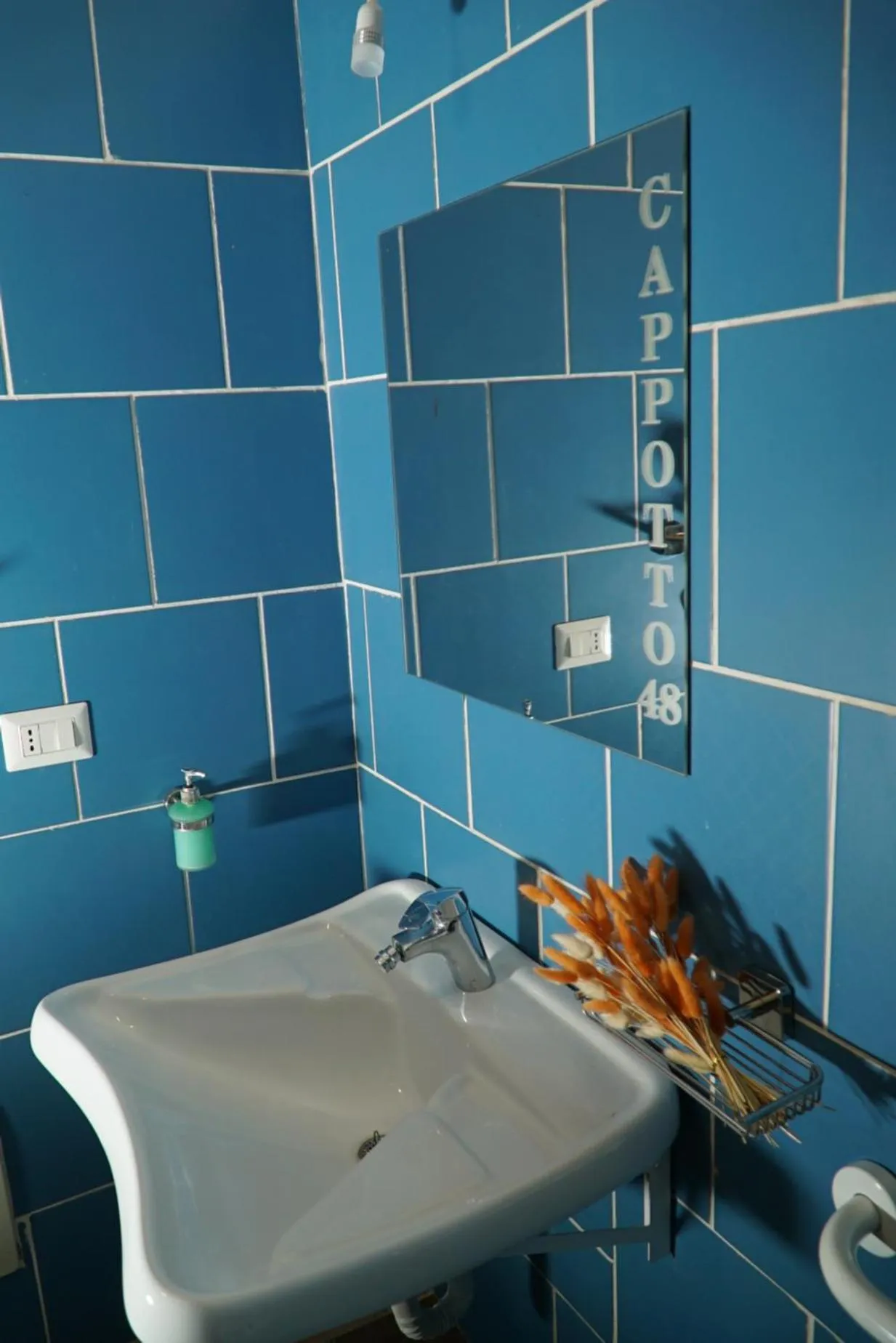 B&B Cappotto civico 48