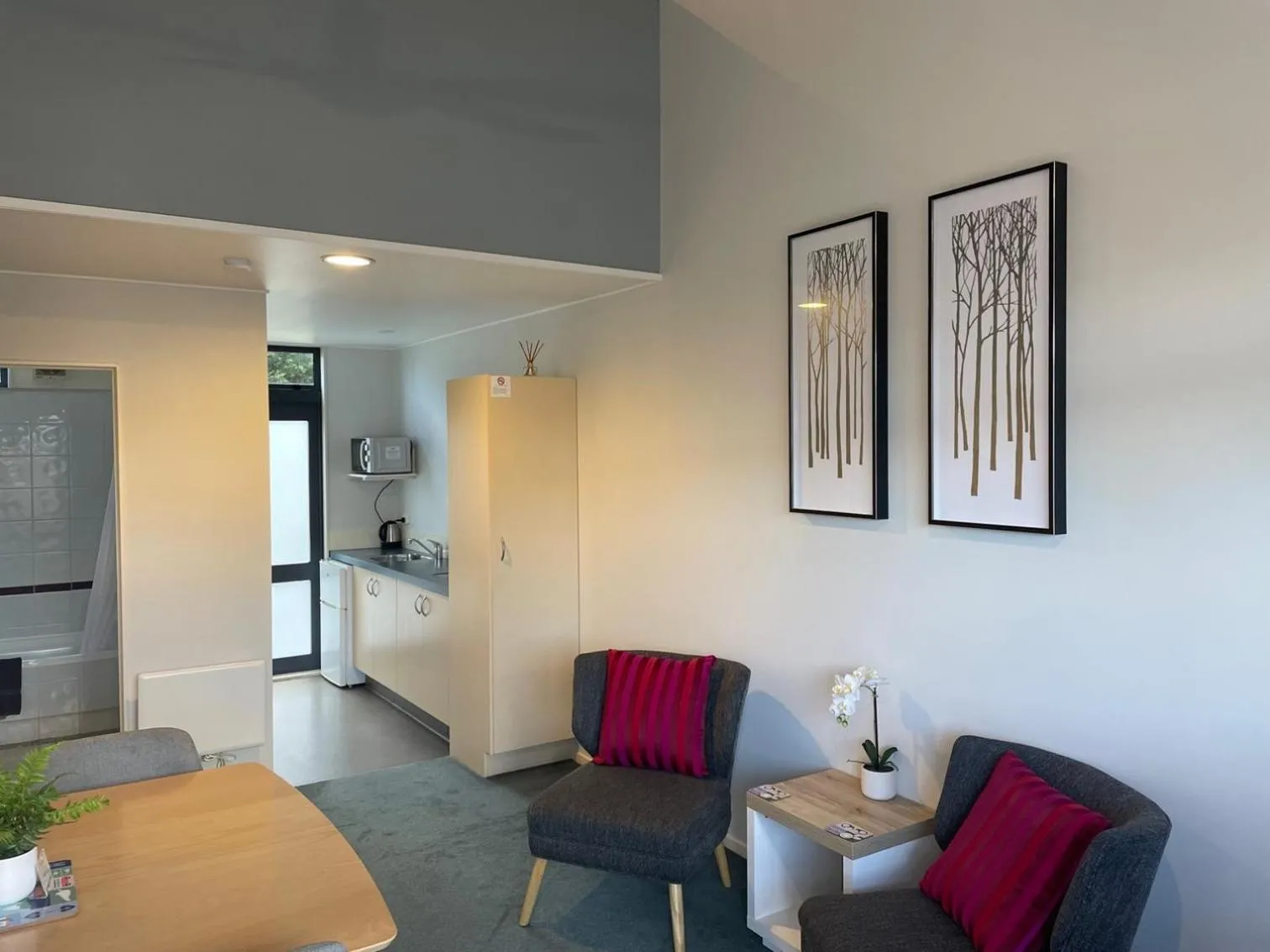 Living room in Academy Motor Inn