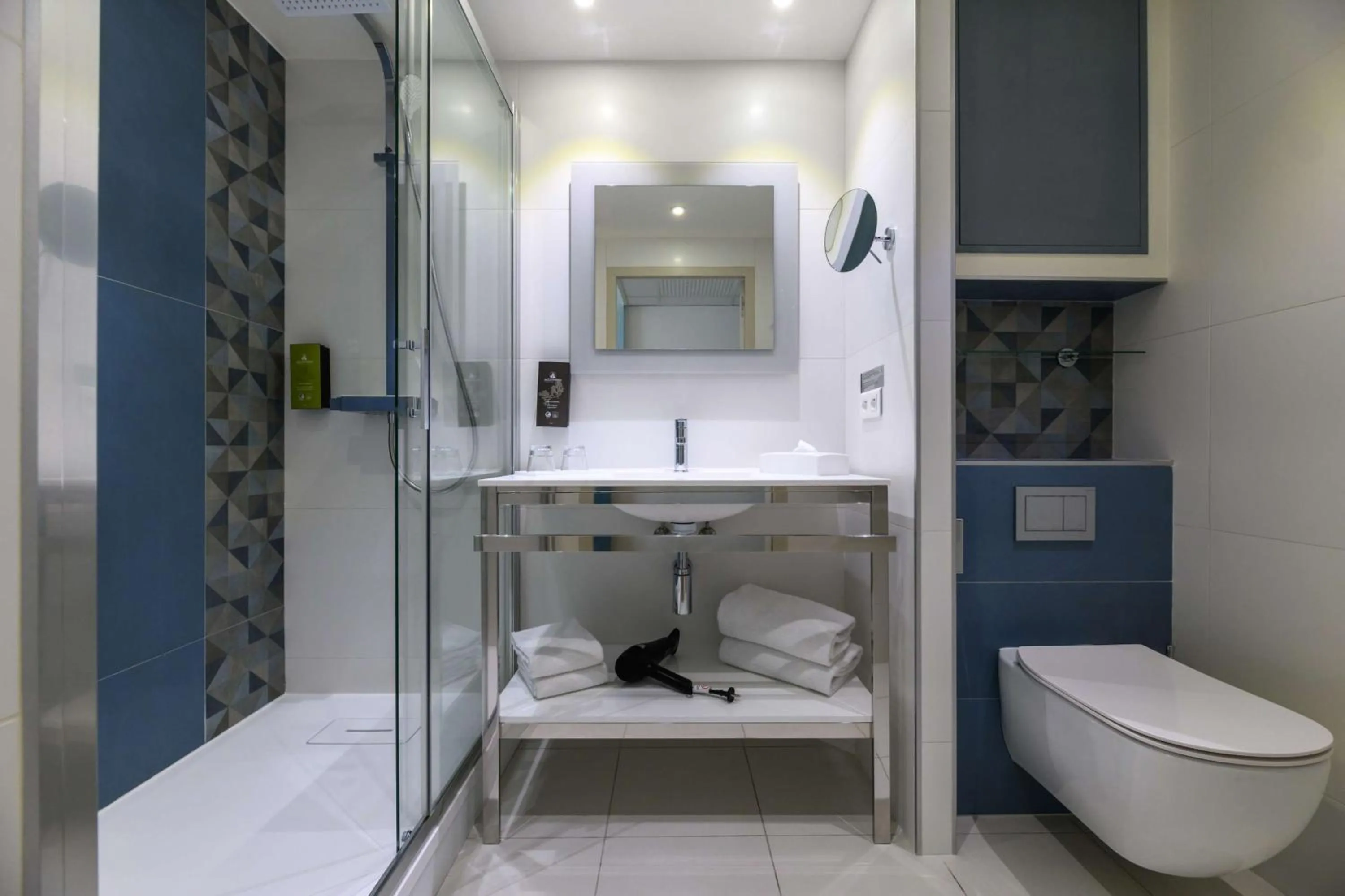 Bathroom in Best Western Plus Ajaccio Amirauté