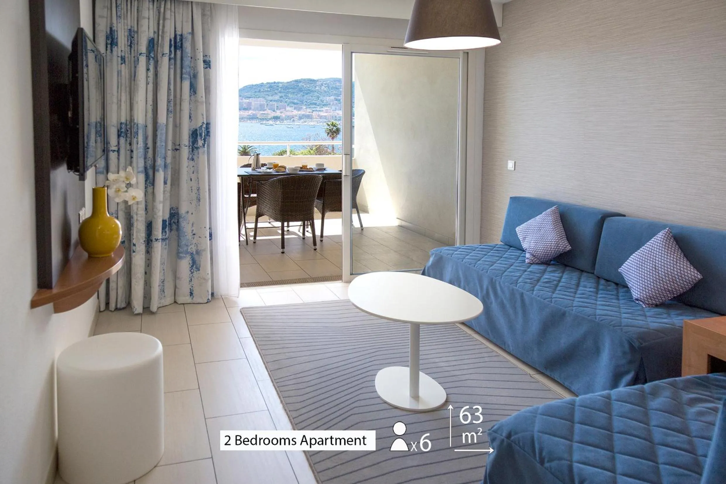 Communal lounge/ TV room in Best Western Plus Ajaccio Amirauté