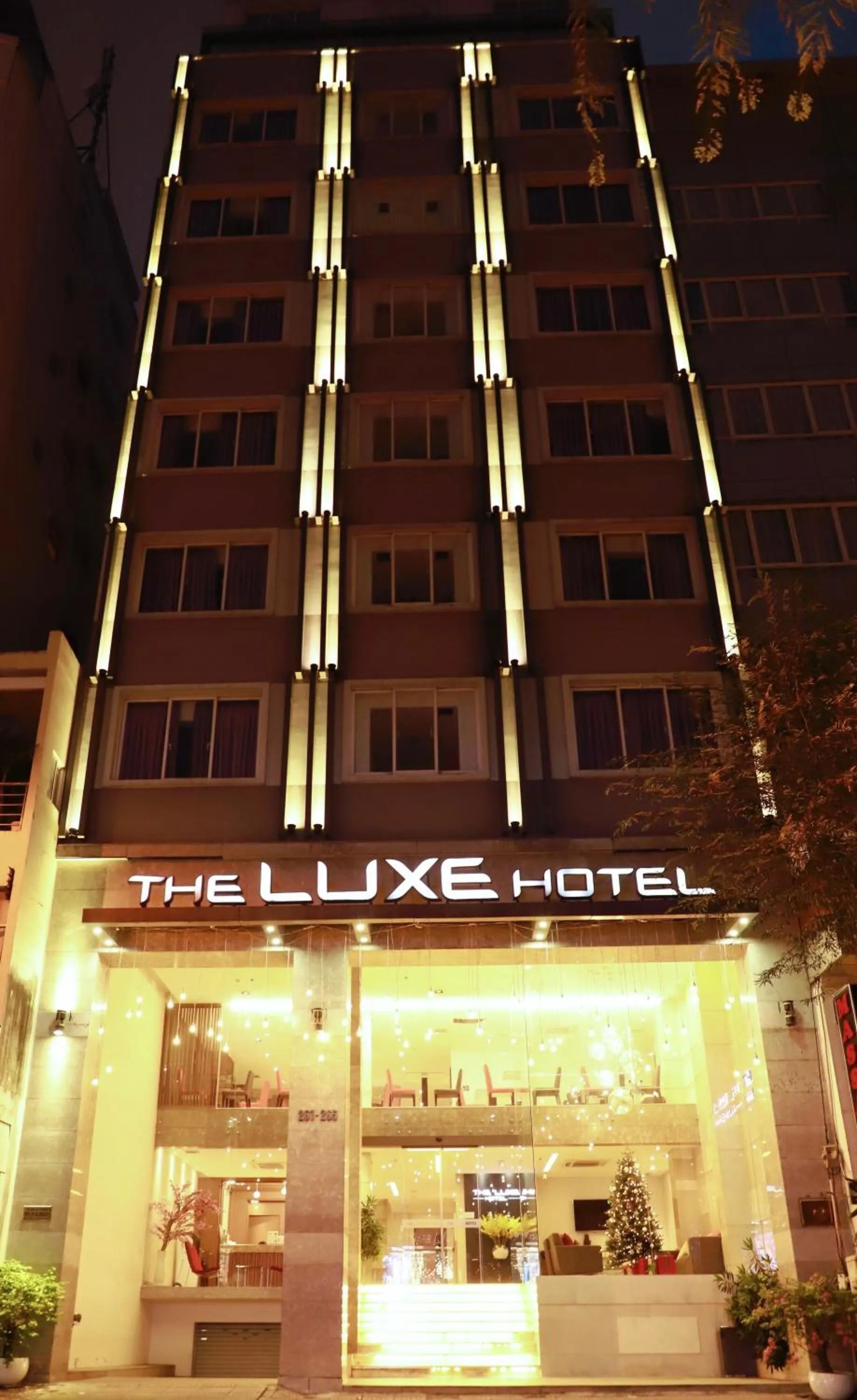 Facade/entrance in The Luxe Hotel