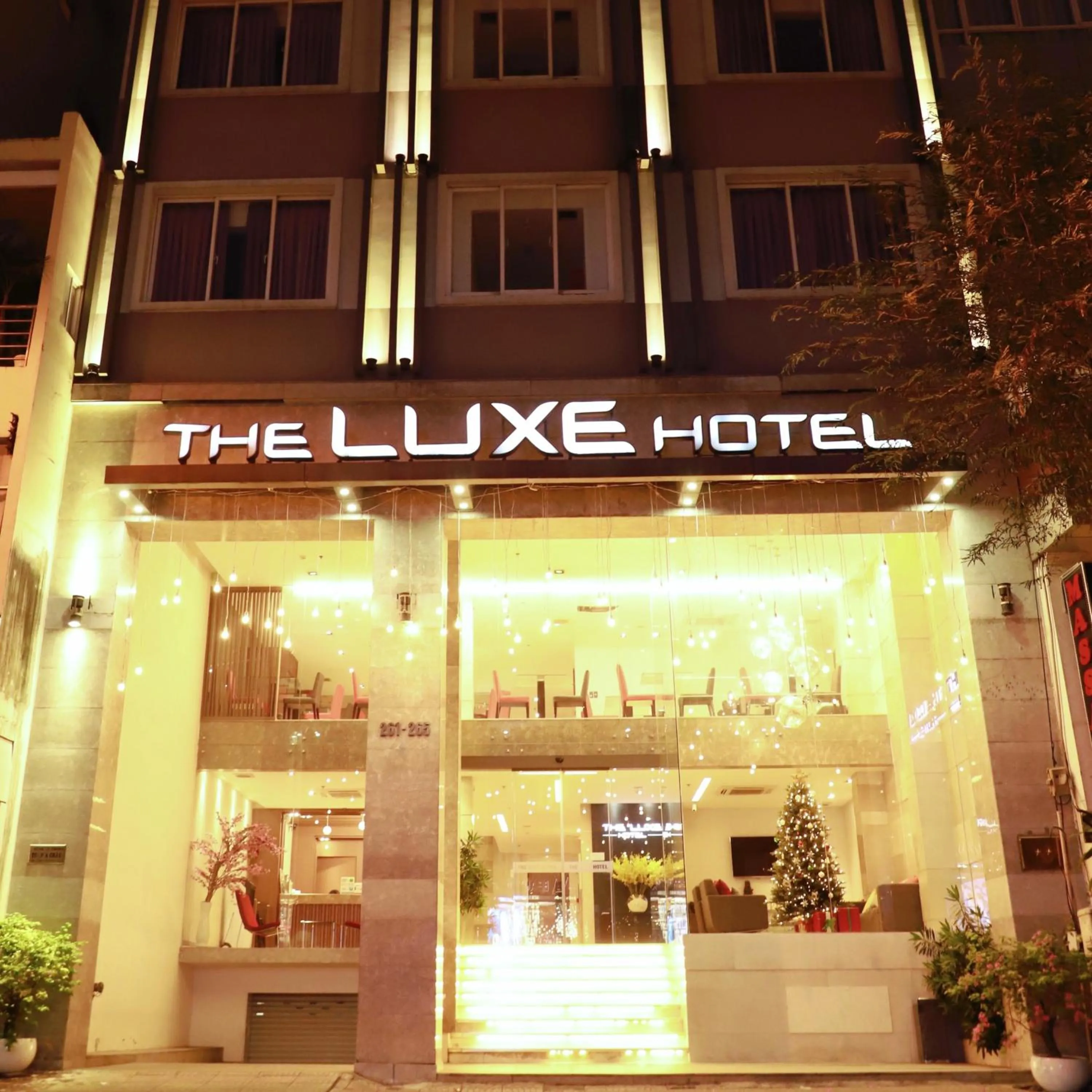 Facade/entrance in The Luxe Hotel