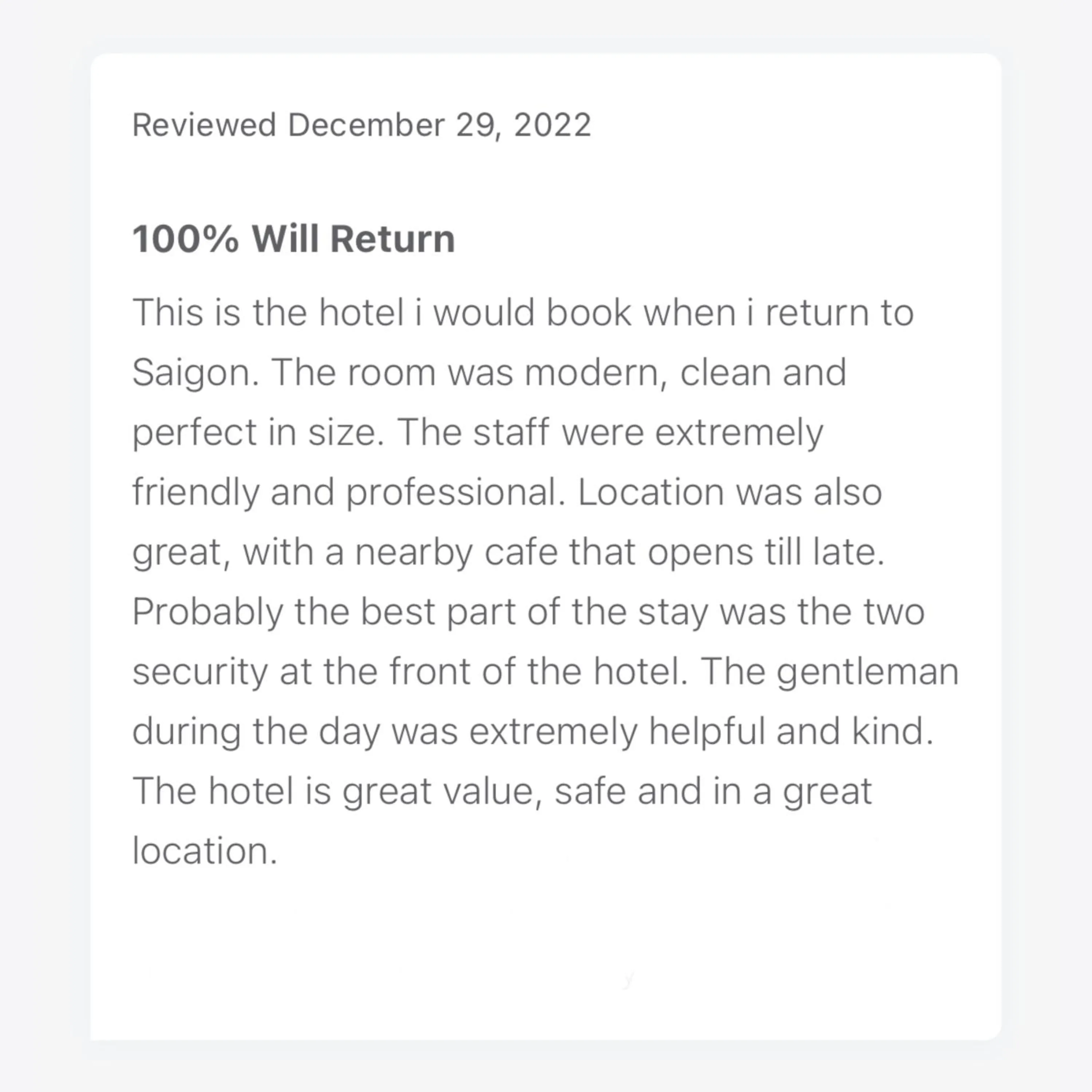 Text overlay in The Luxe Hotel