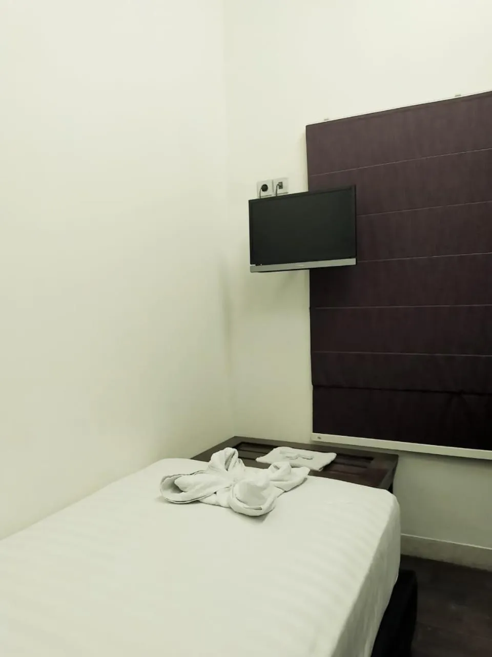 Bedroom, Bed in Omah Qu Guesthouse Malioboro