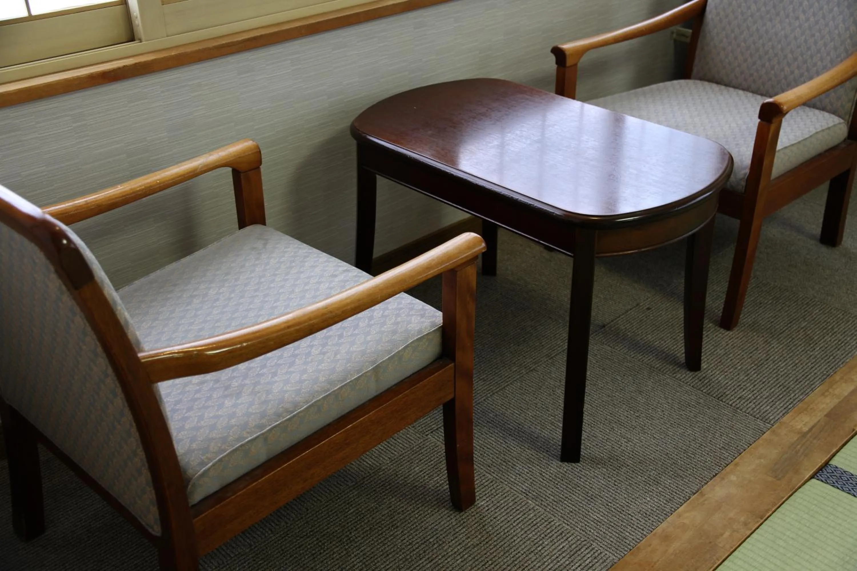 Seating area in Hotel Yuzawa Yuzawa Denkiya