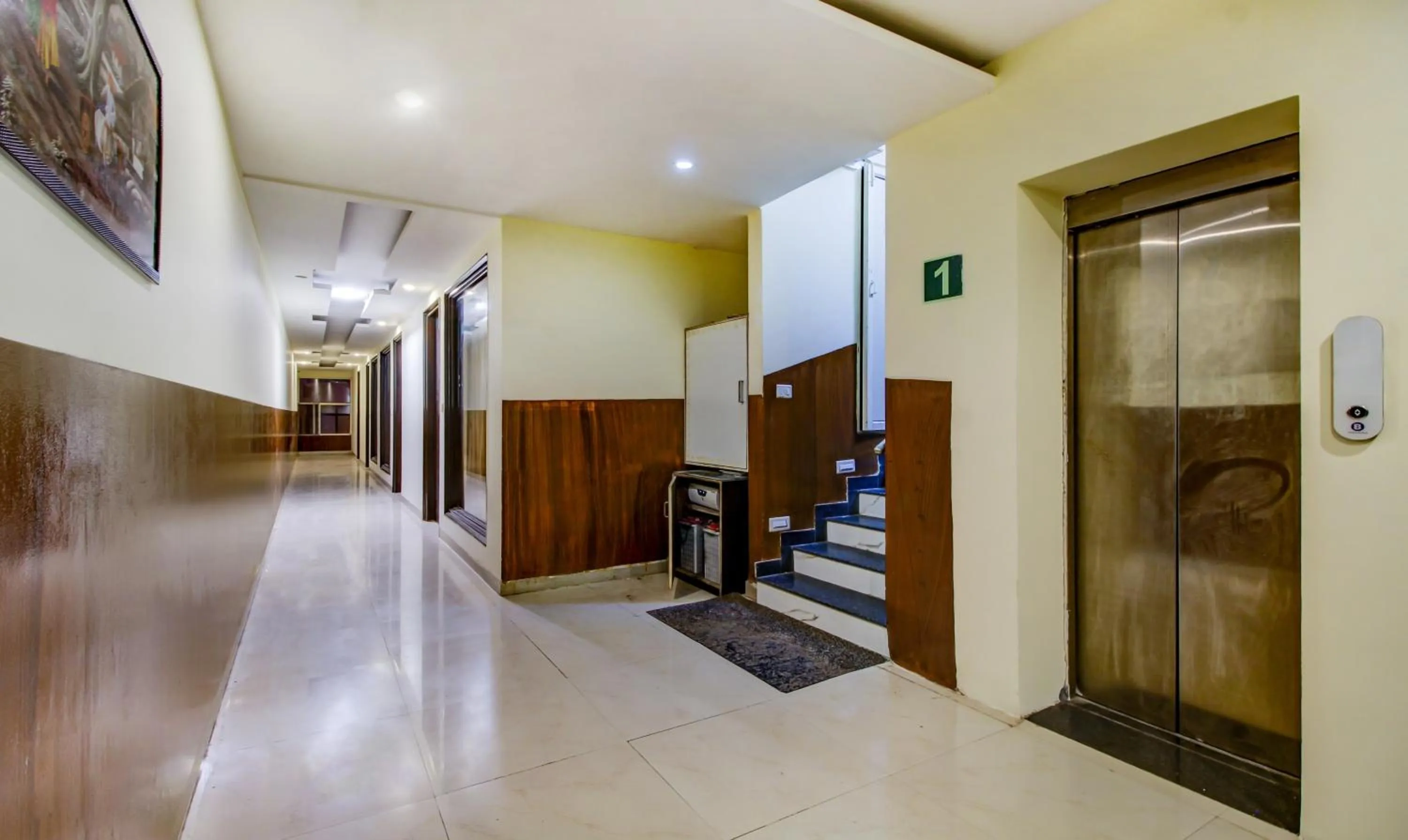 elevator in hotel the Diamond