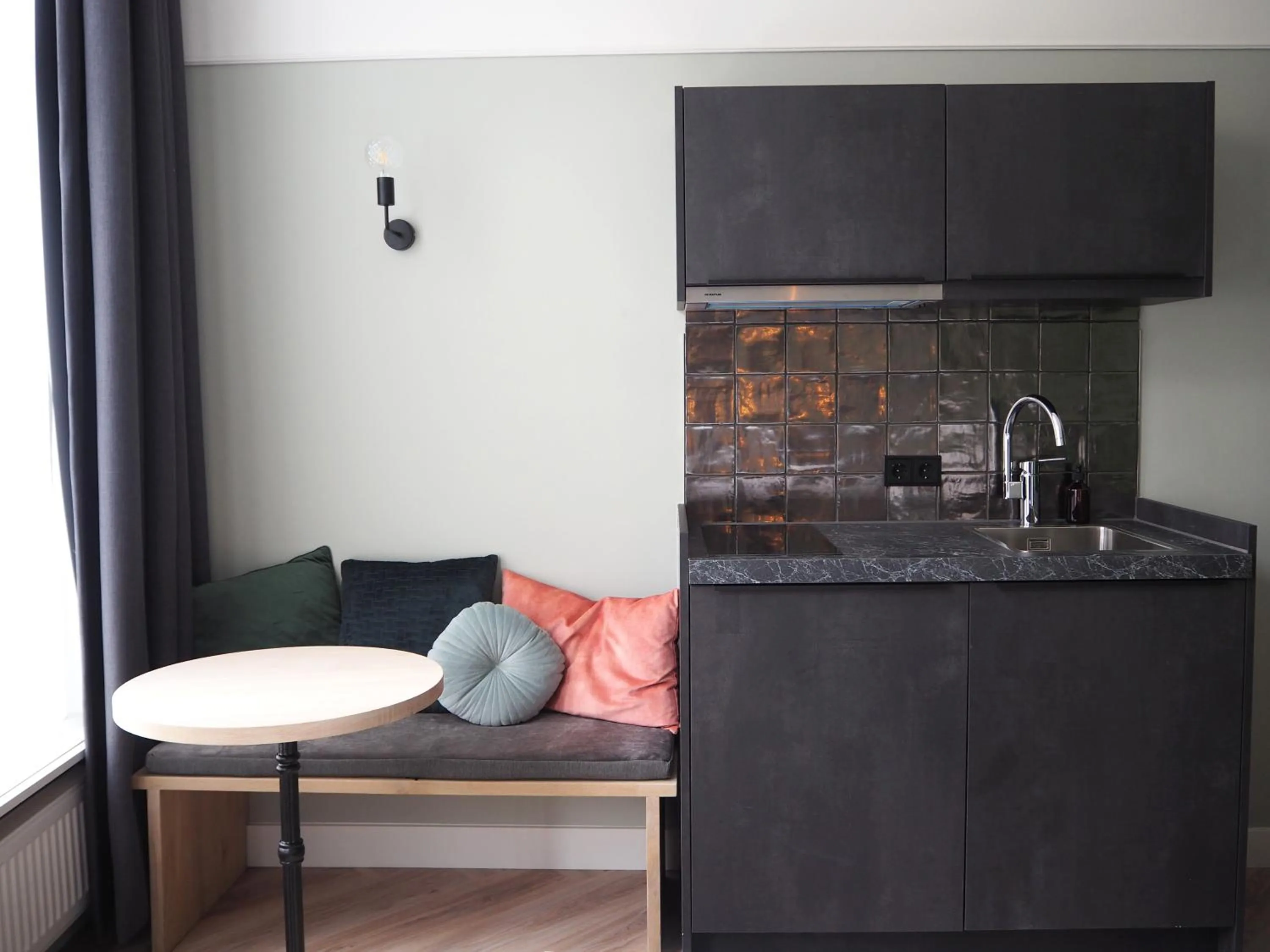 Kitchen or kitchenette in Lino City Hotel