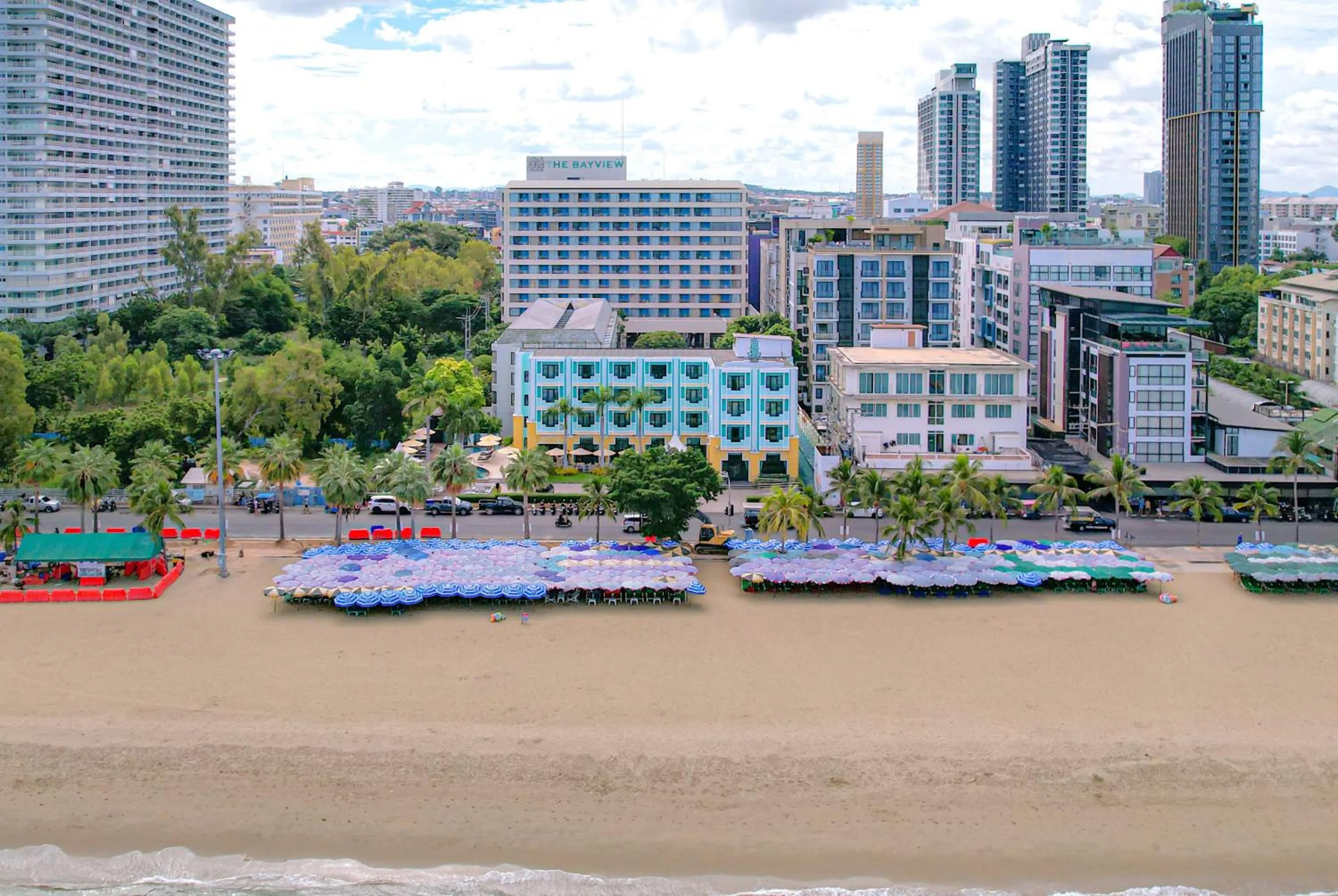 Property building in Wave Hotel Pattaya