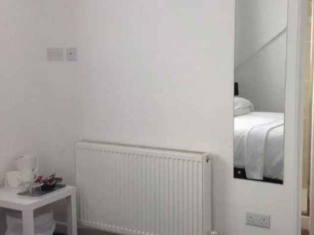 Bed in Alderberry Lodge