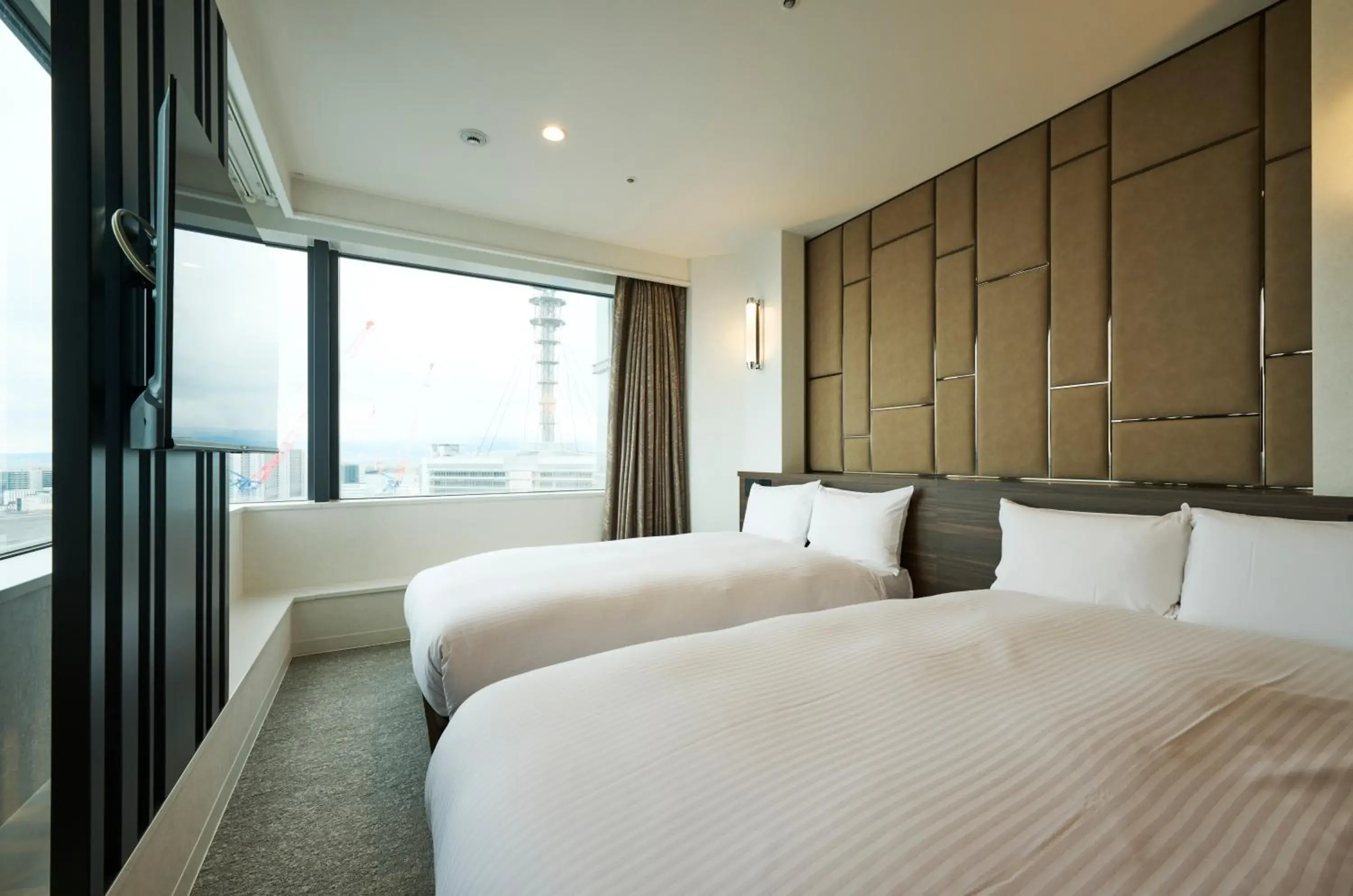 Superior Quadruple Room in HOTEL FUKURACIA OSAKA-BAY Superior Quadruple Room in HOTEL FUKURACIA OSAKA-BAY