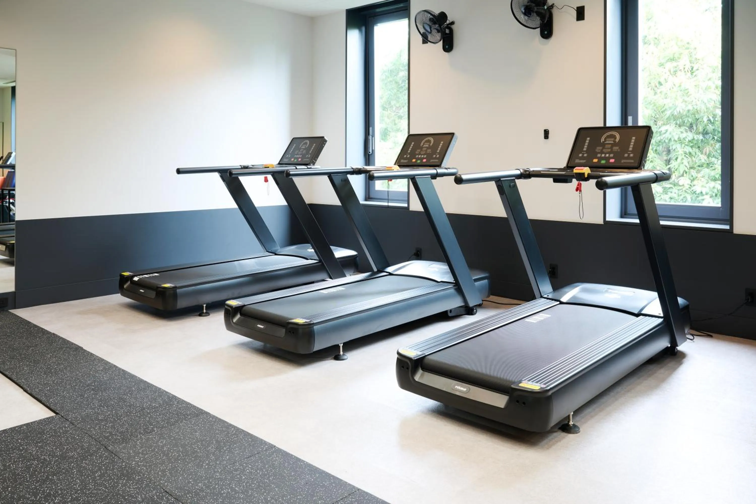 Fitness centre/facilities in HOTEL FUKURACIA OSAKA-BAY