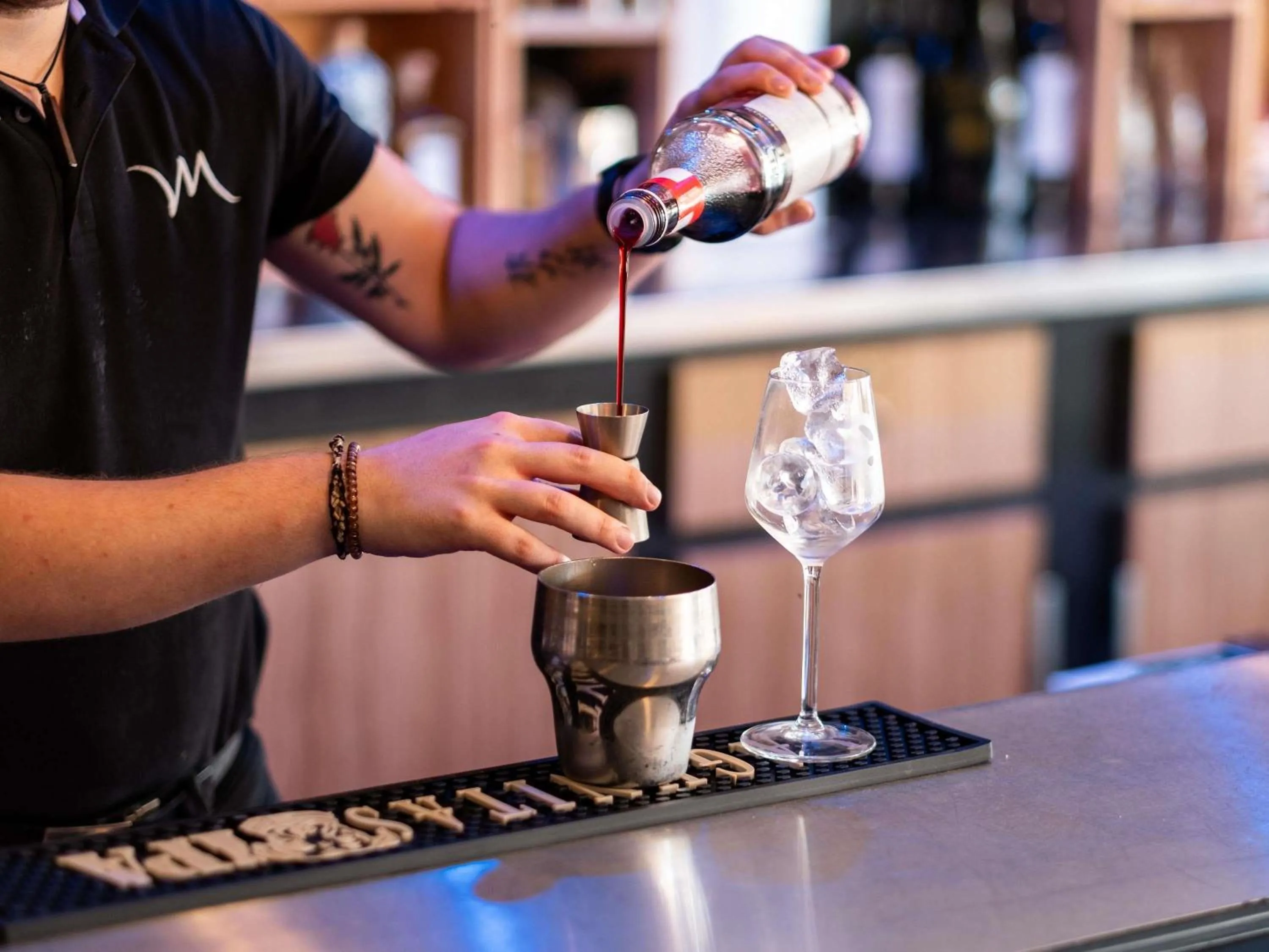 Lounge or bar in Mercure Toulouse Aéroport Golf de Seilh