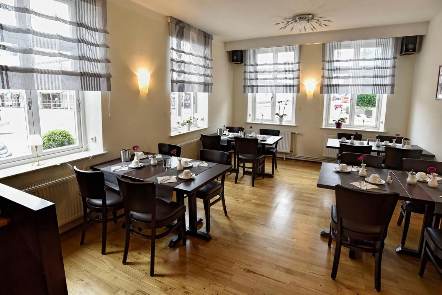 Buffet breakfast in Hotel Stadt Hamburg