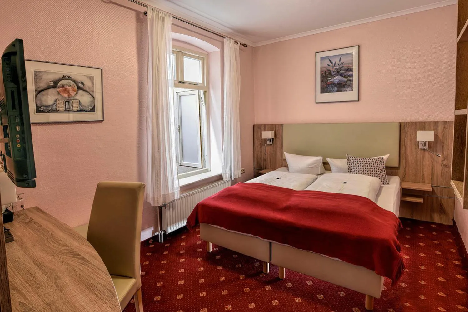 Decorative detail, Bed in Hotel Stadt Hamburg