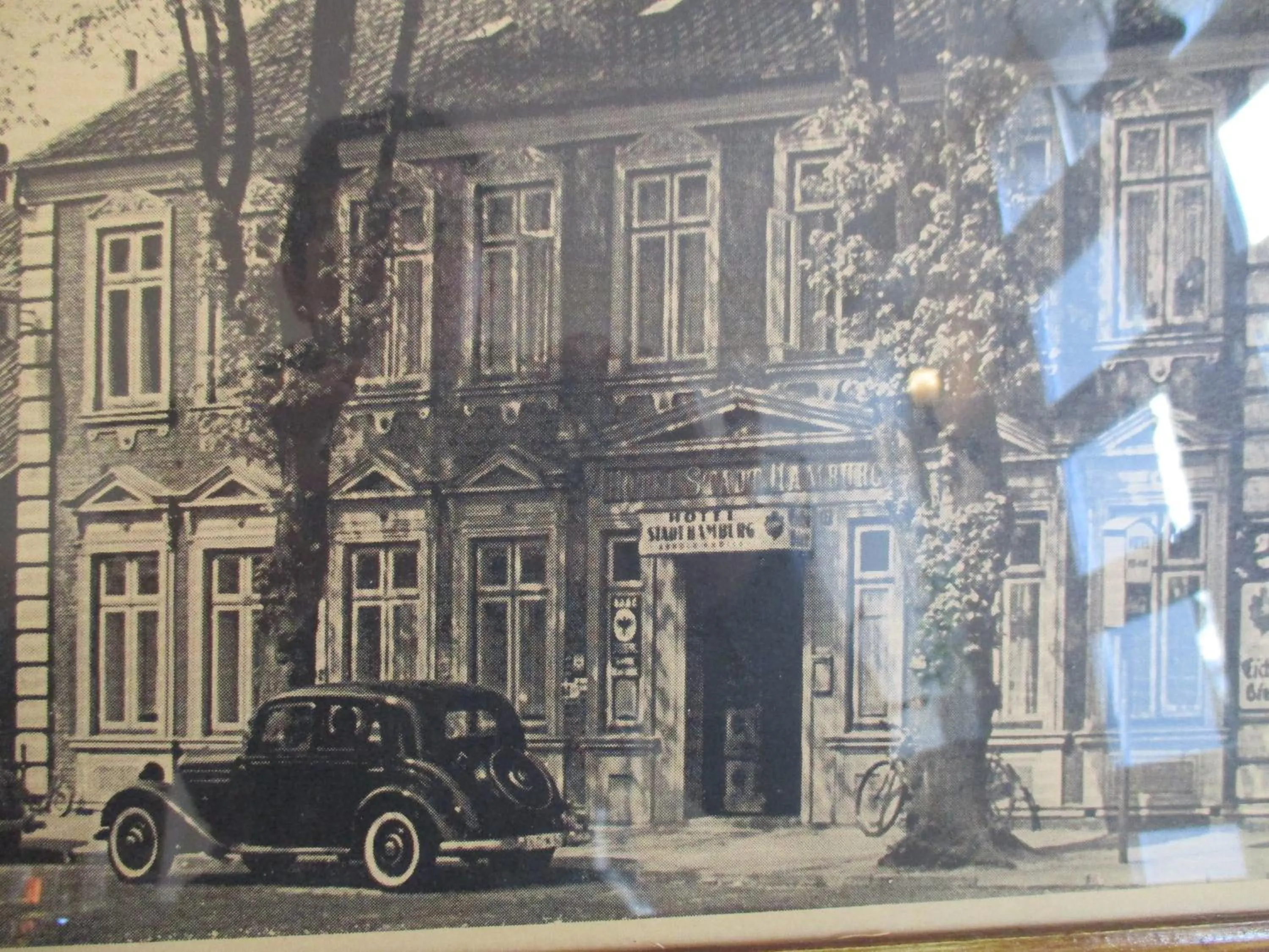 Facade/entrance in Hotel Stadt Hamburg