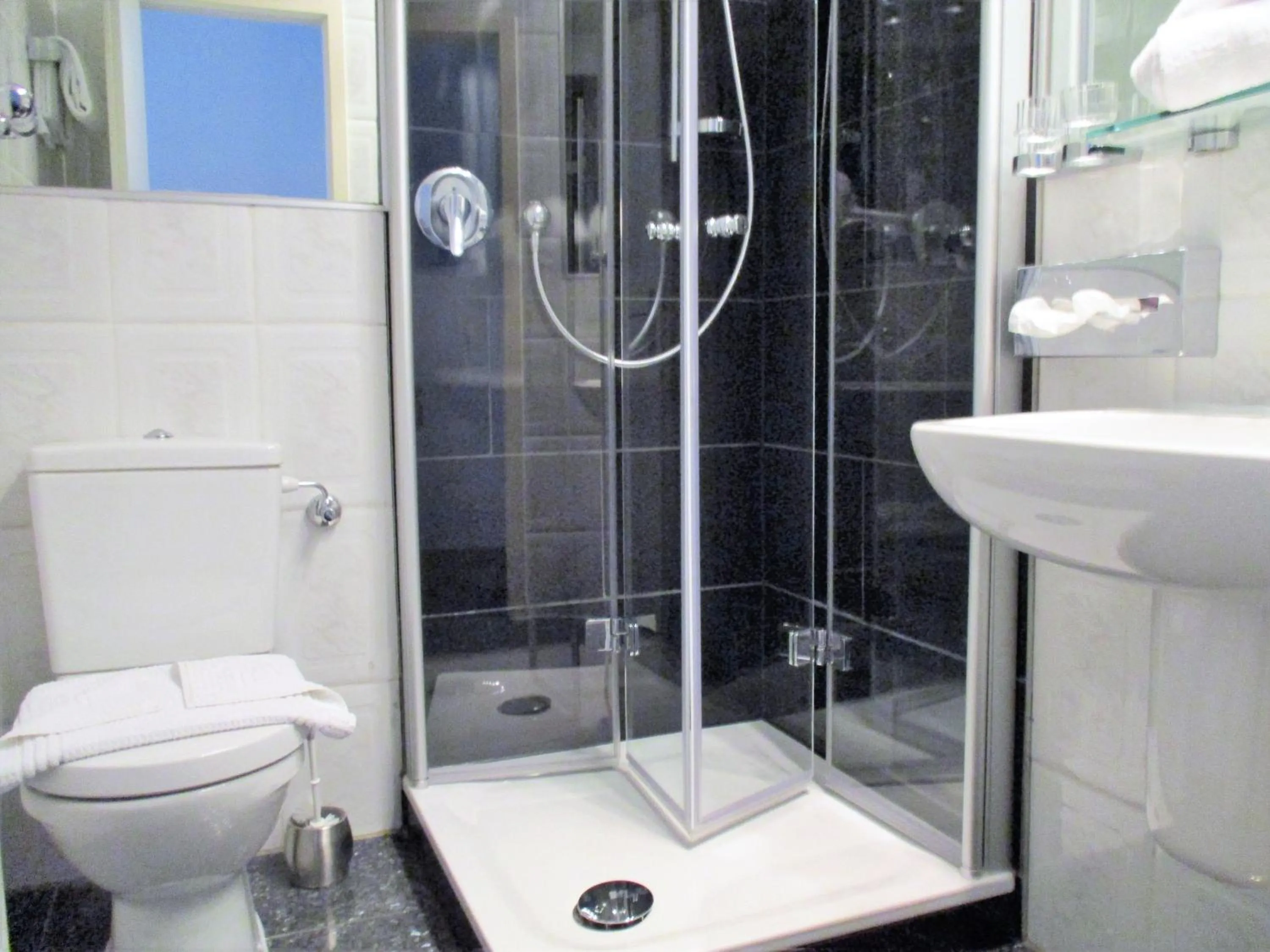 Photo of the whole room in Hotel Stadt Hamburg