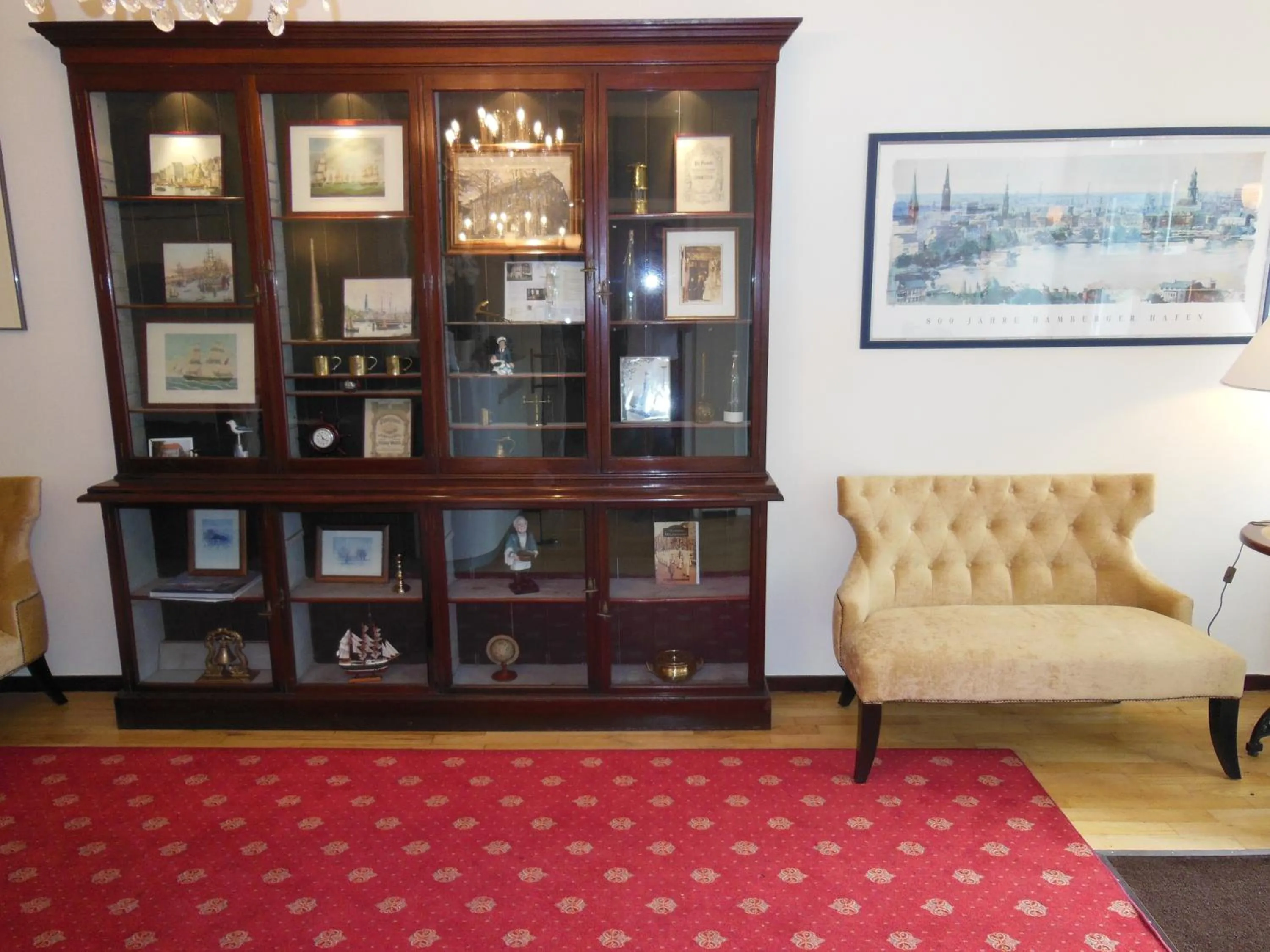 Lobby or reception in Hotel Stadt Hamburg