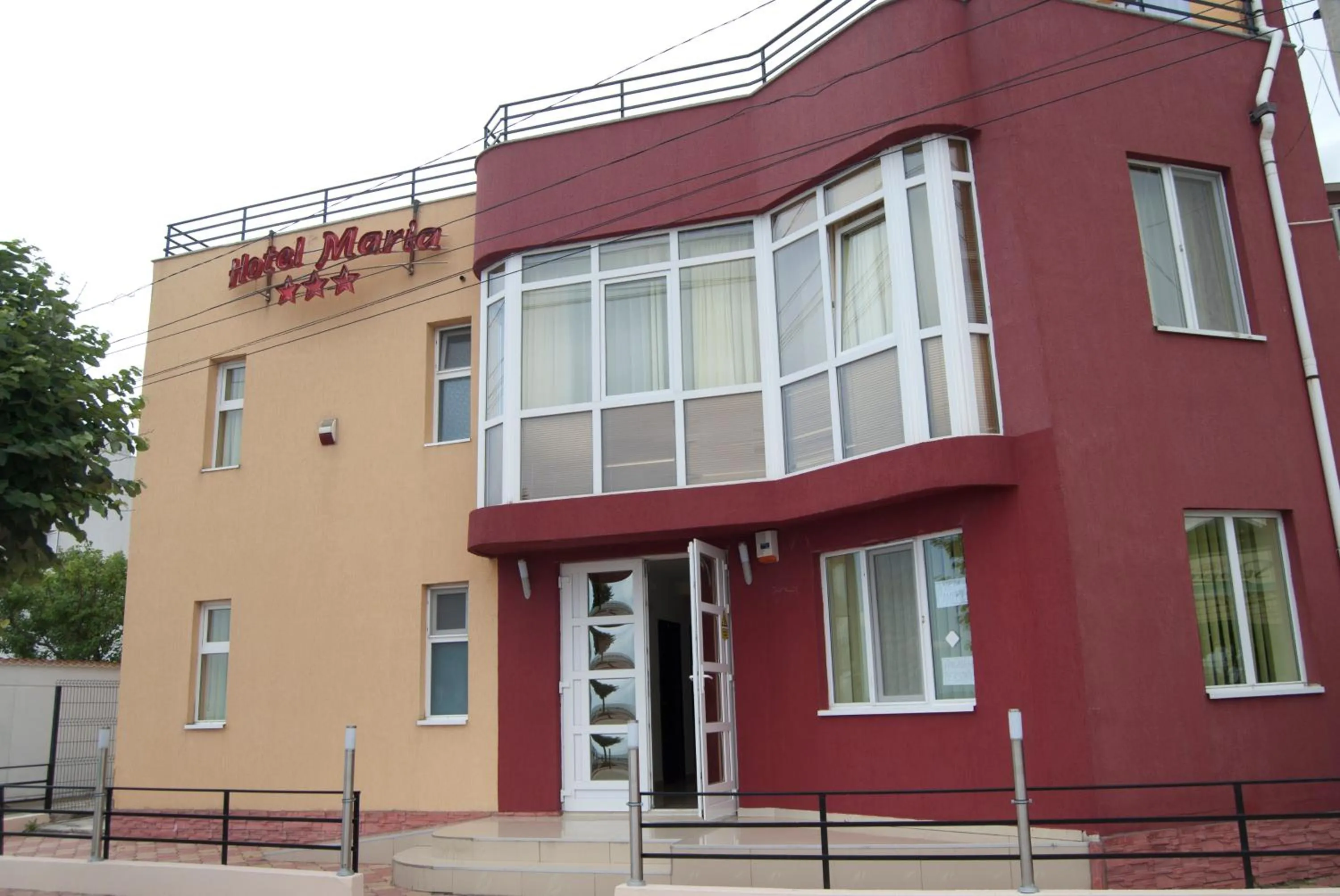 Property building in Maria