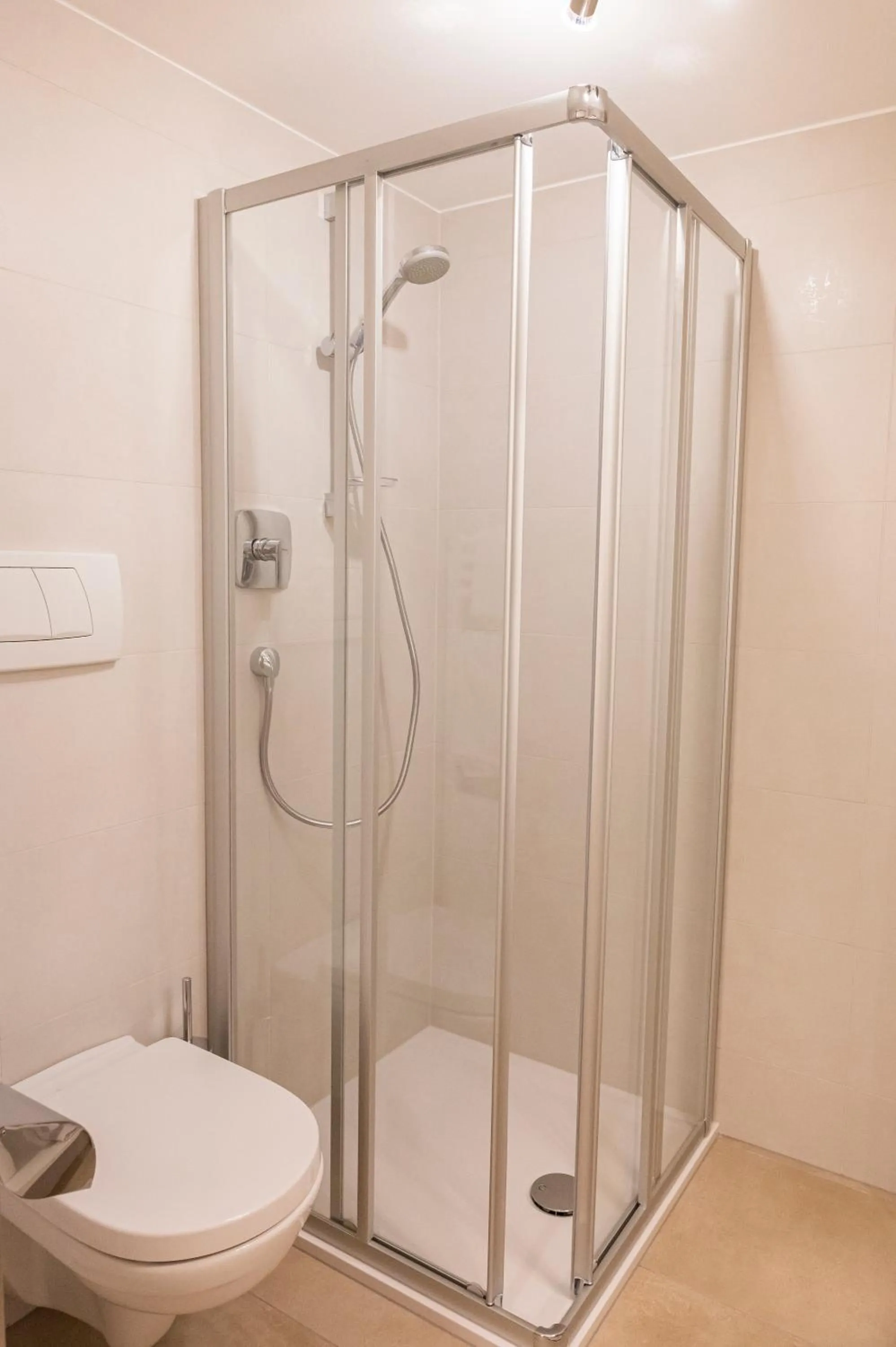 Shower in Garni Birkenau