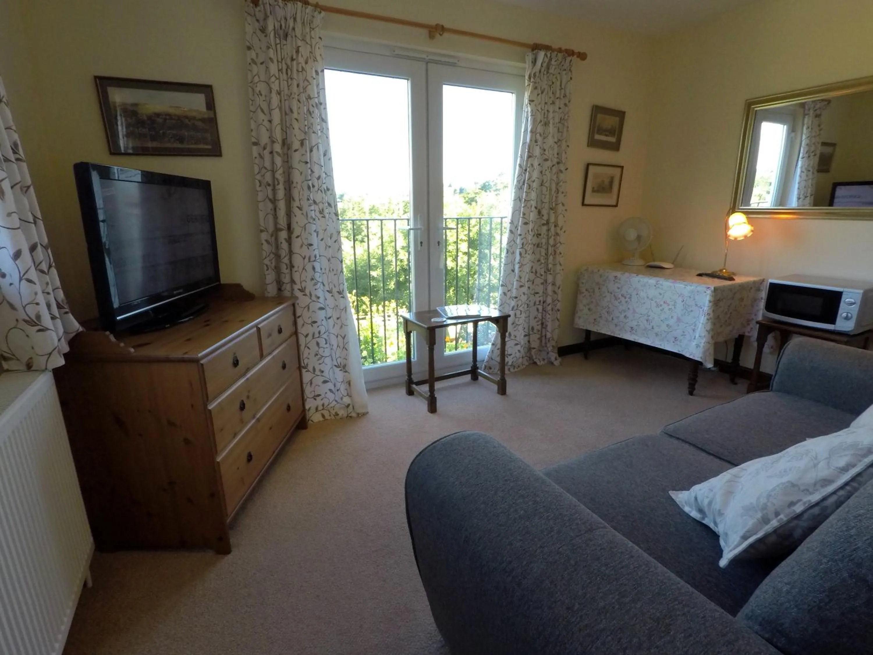 Living room in Broome Farm