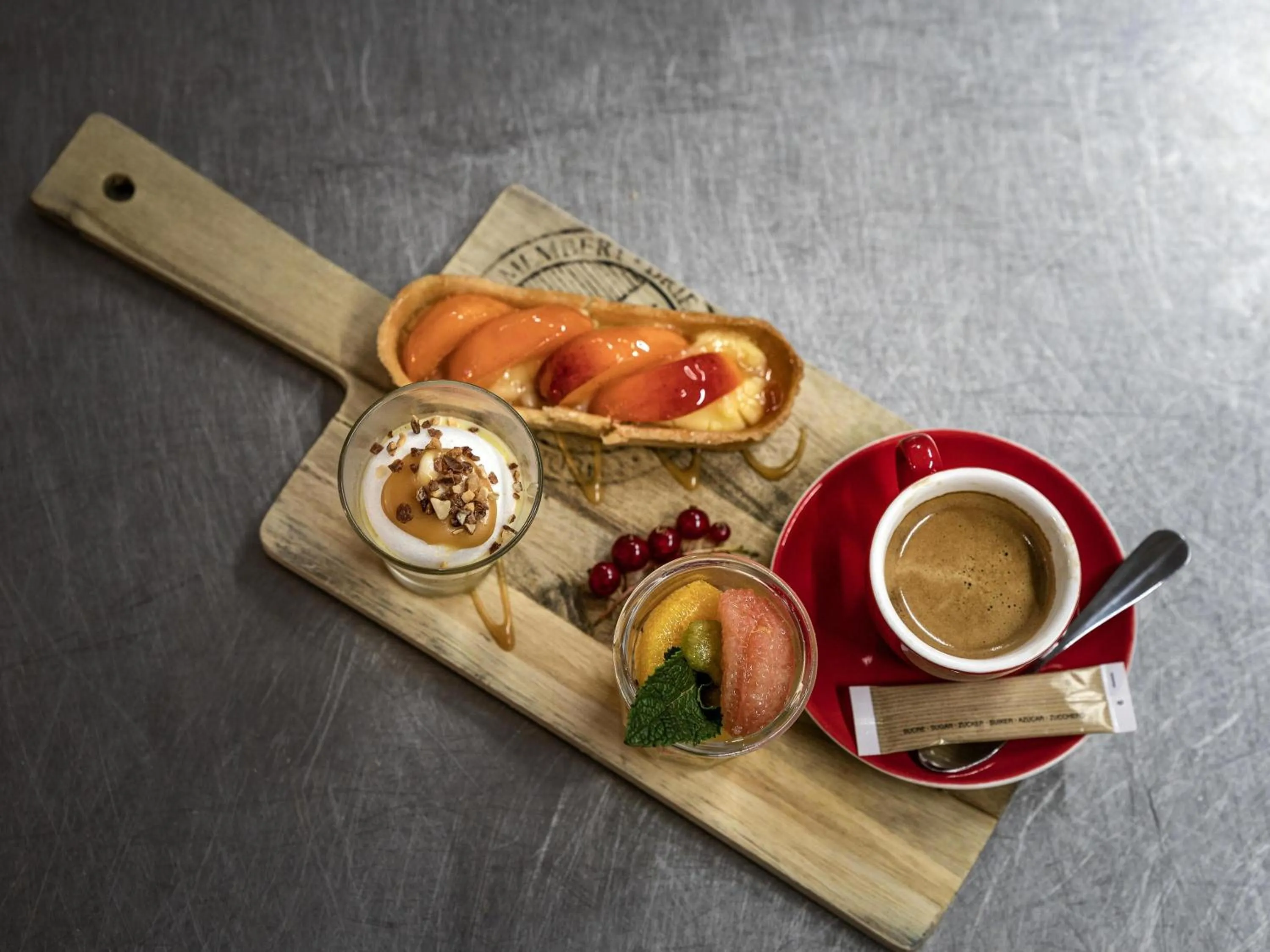 Restaurant/places to eat in ibis Montargis