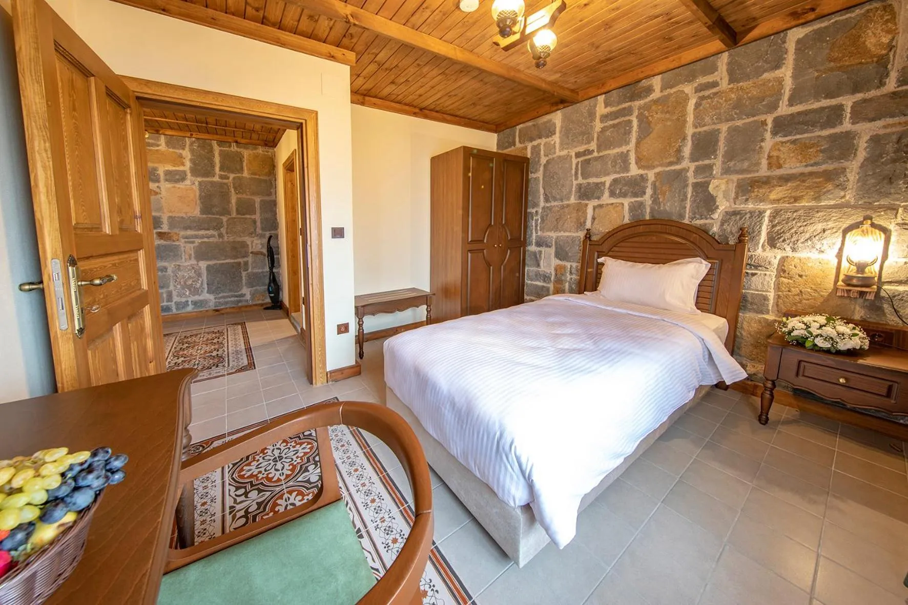 Bed in Foleya Mountain Resort Hotel & Villas