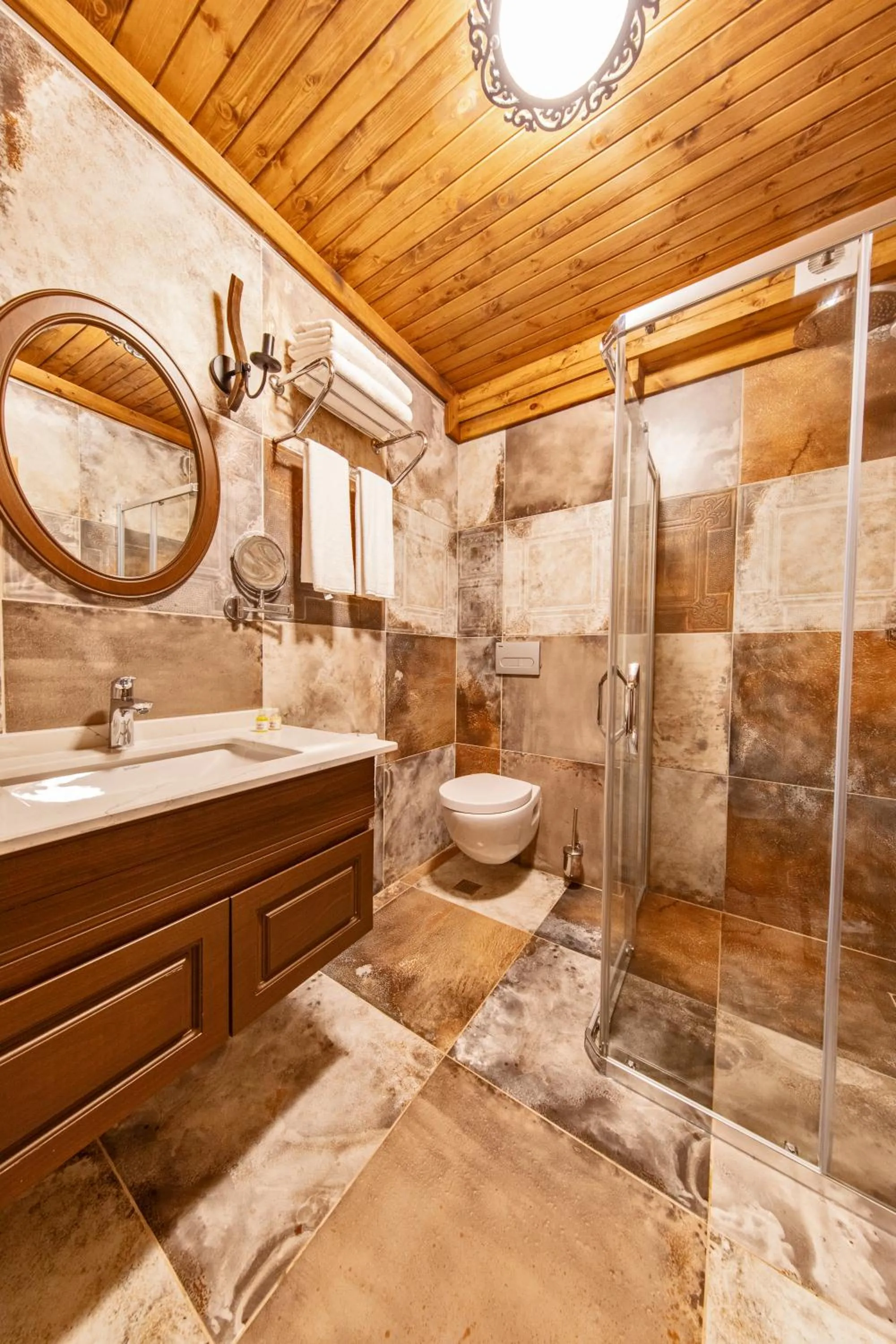 Bathroom in Foleya Mountain Resort Hotel & Villas