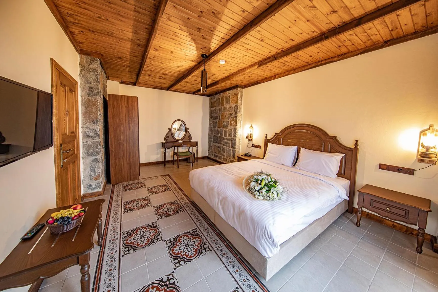 Bed in Foleya Mountain Resort Hotel & Villas
