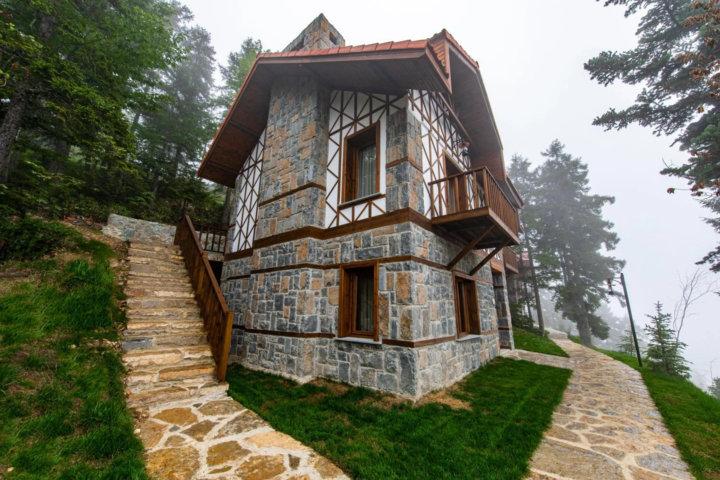 Property building in Foleya Mountain Resort Hotel & Villas