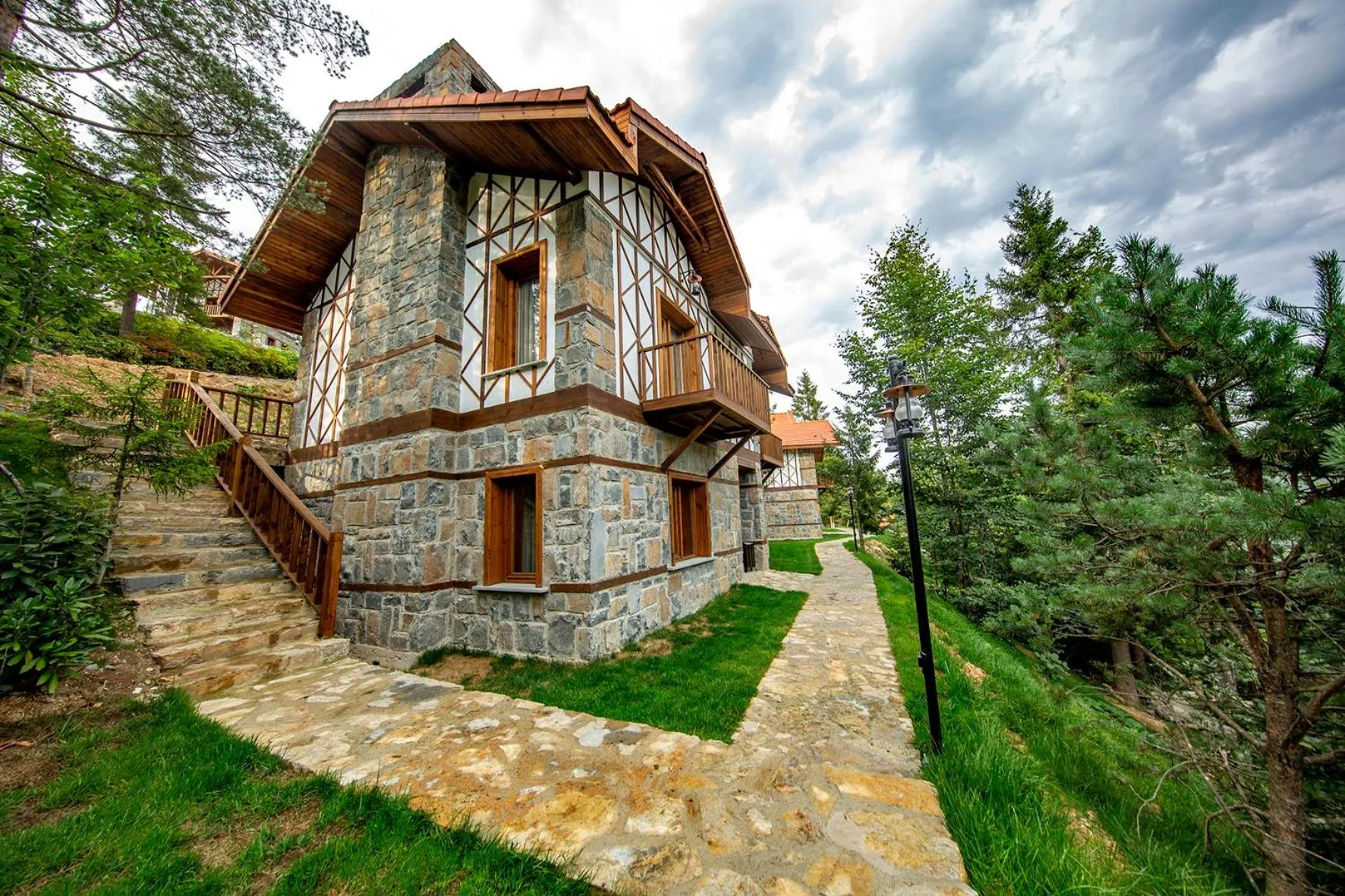 Property building in Foleya Mountain Resort Hotel & Villas