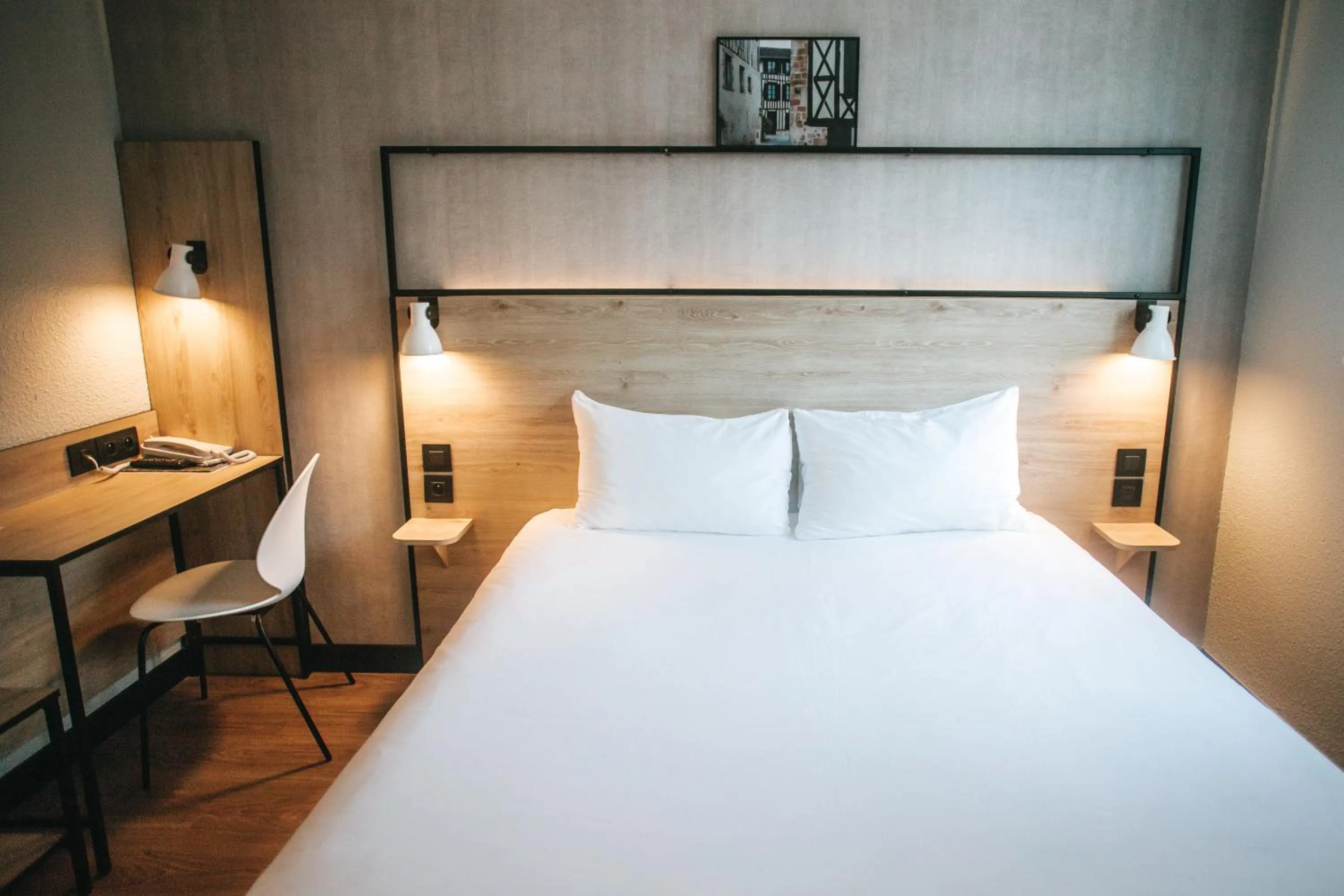 Bed in ibis Limoges Centre