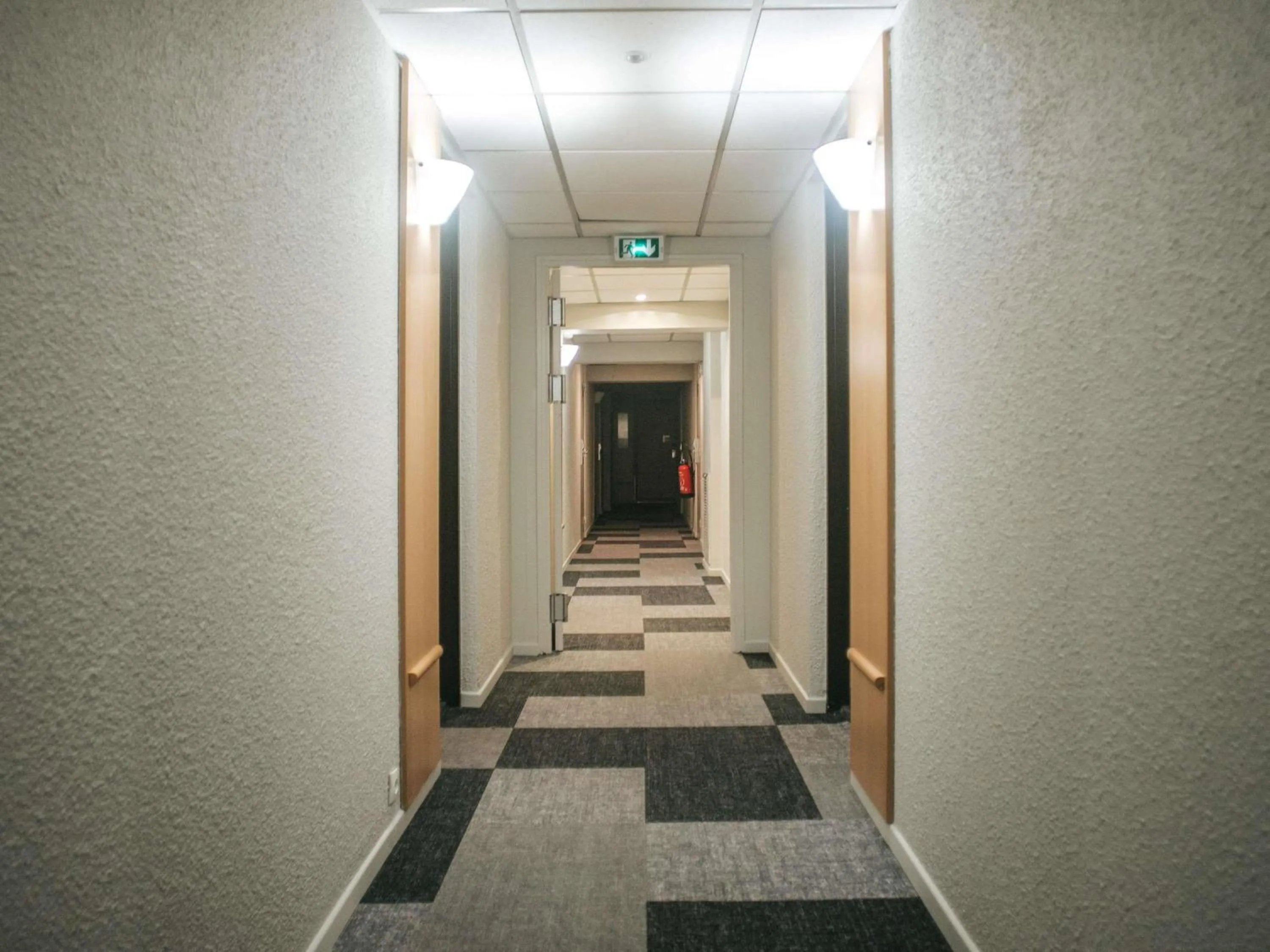 Bedroom in ibis Limoges Centre