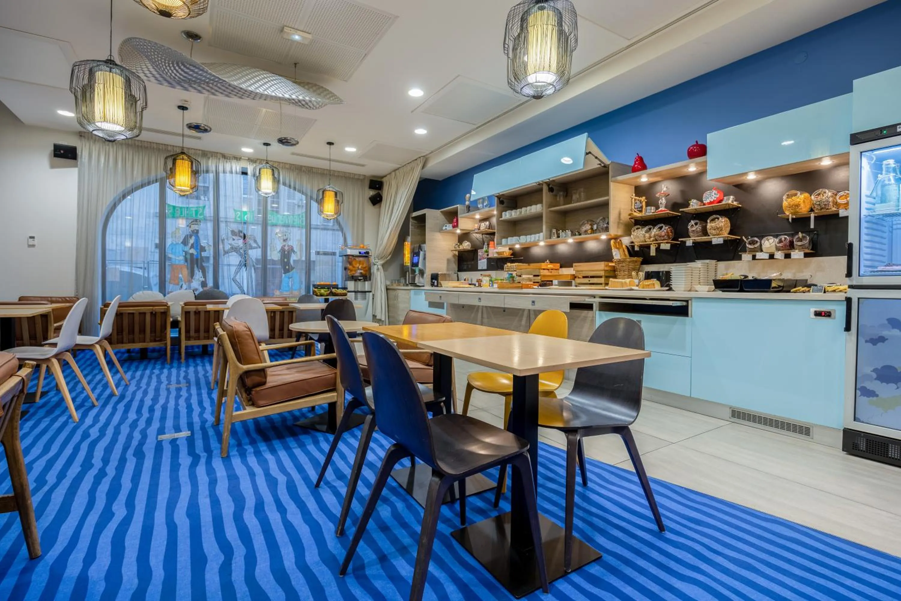 Restaurant/places to eat in ibis Styles La Rochelle Centre Vieux Port