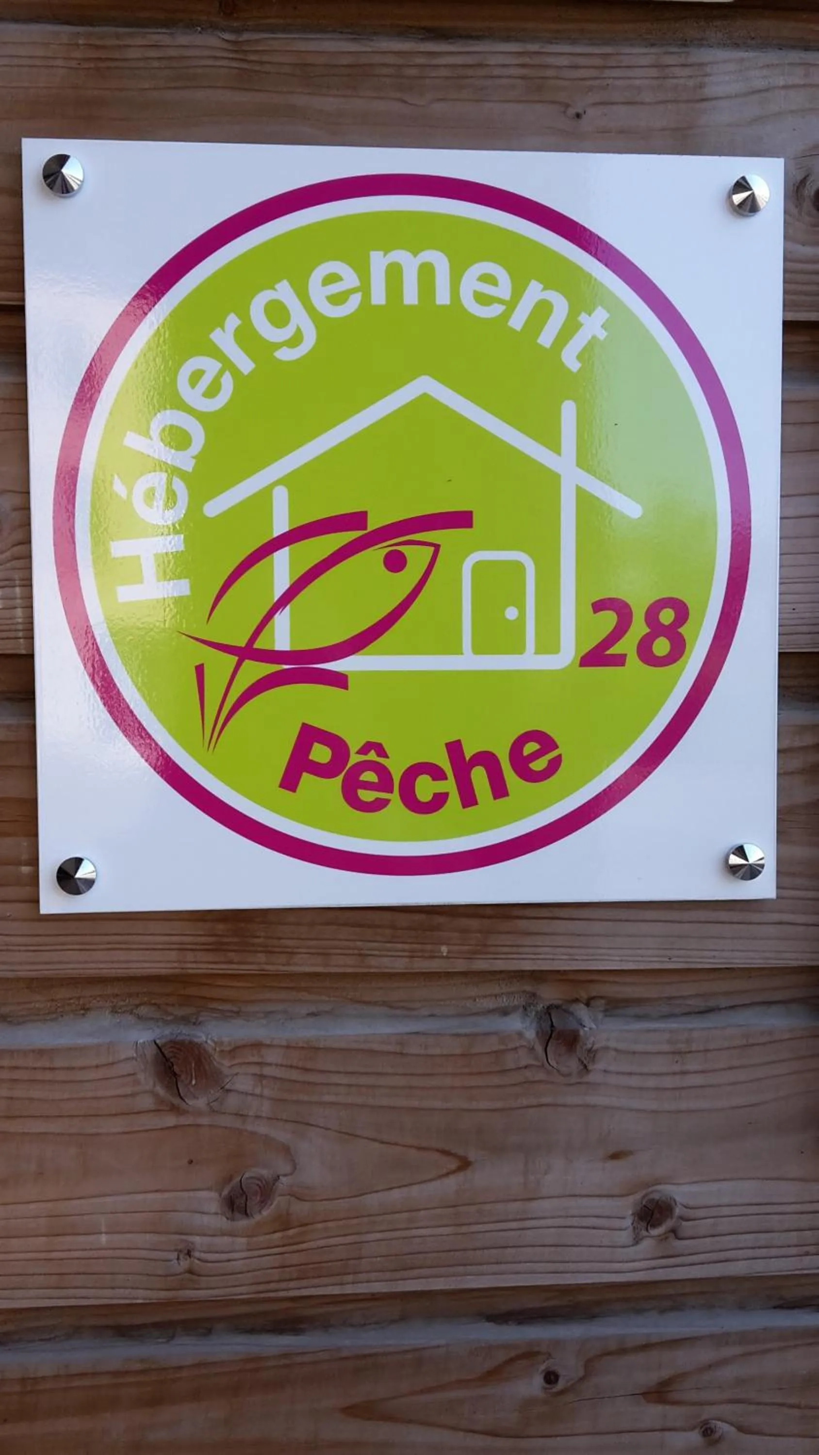 Logo/Certificate/Sign in B&B HOTEL Chartres Centre Cathédrale 3 étoiles