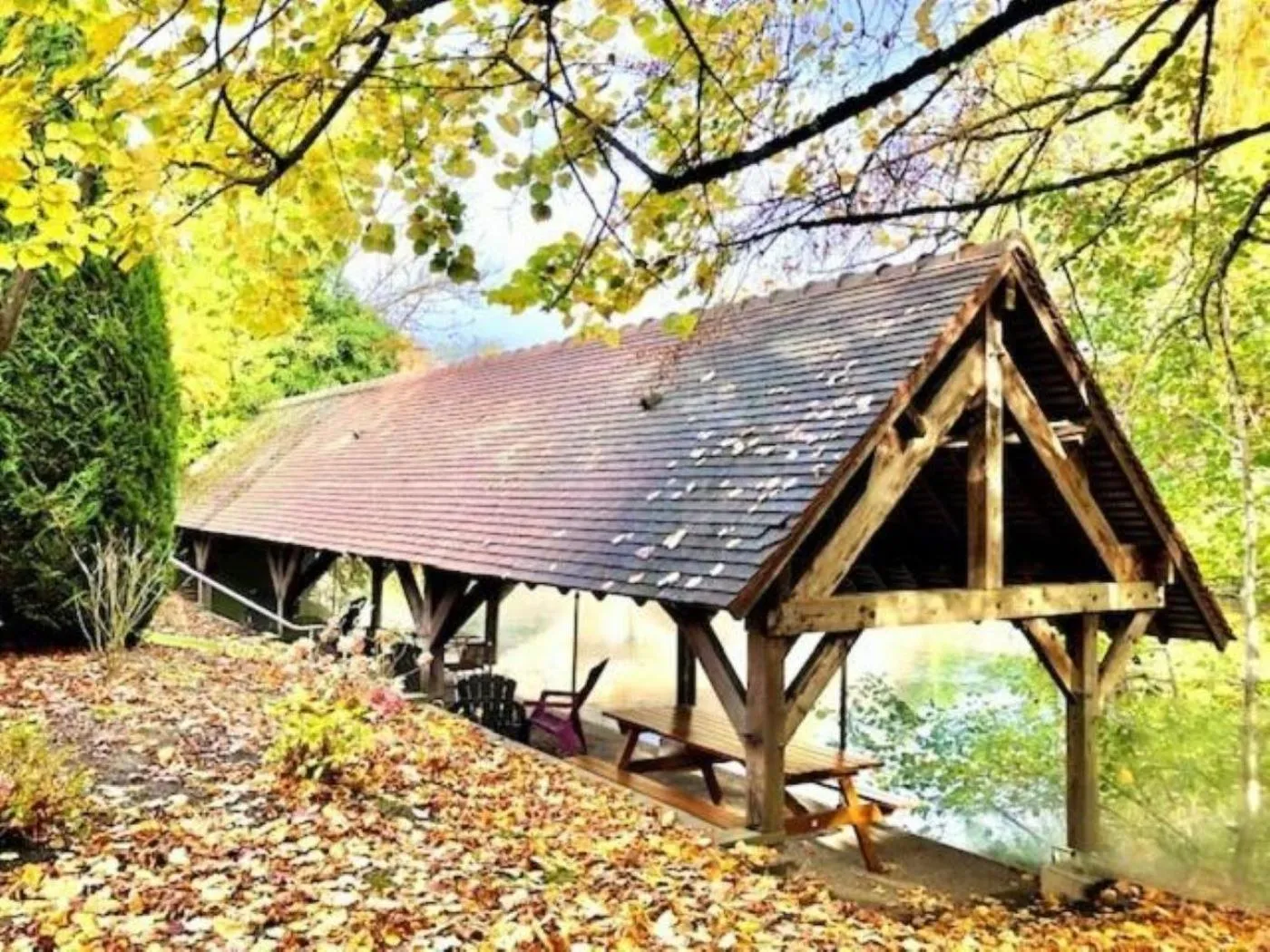 Patio in B&B HOTEL Chartres Centre Cathédrale 3 étoiles