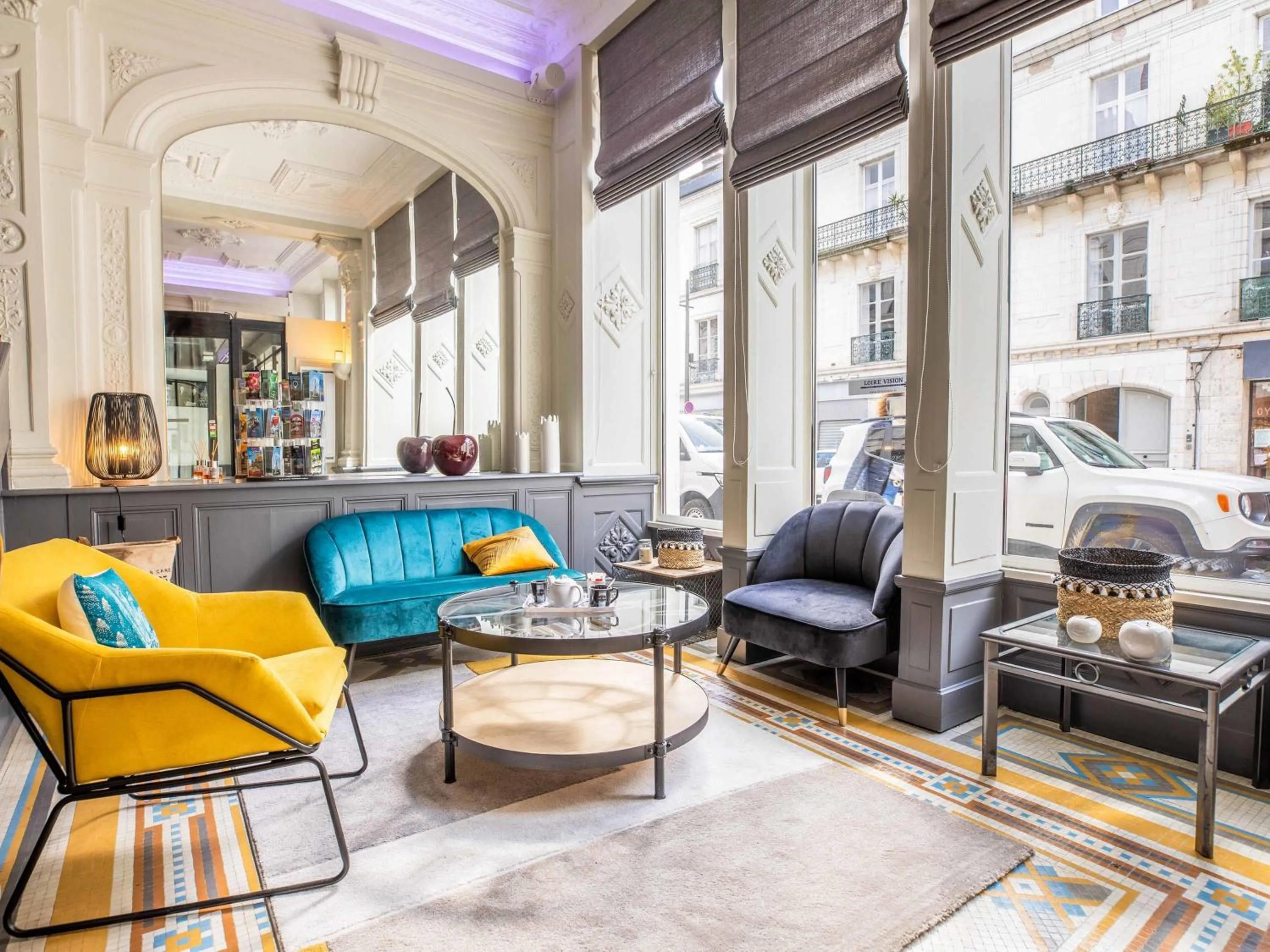 Property building in ibis Blois Centre Château