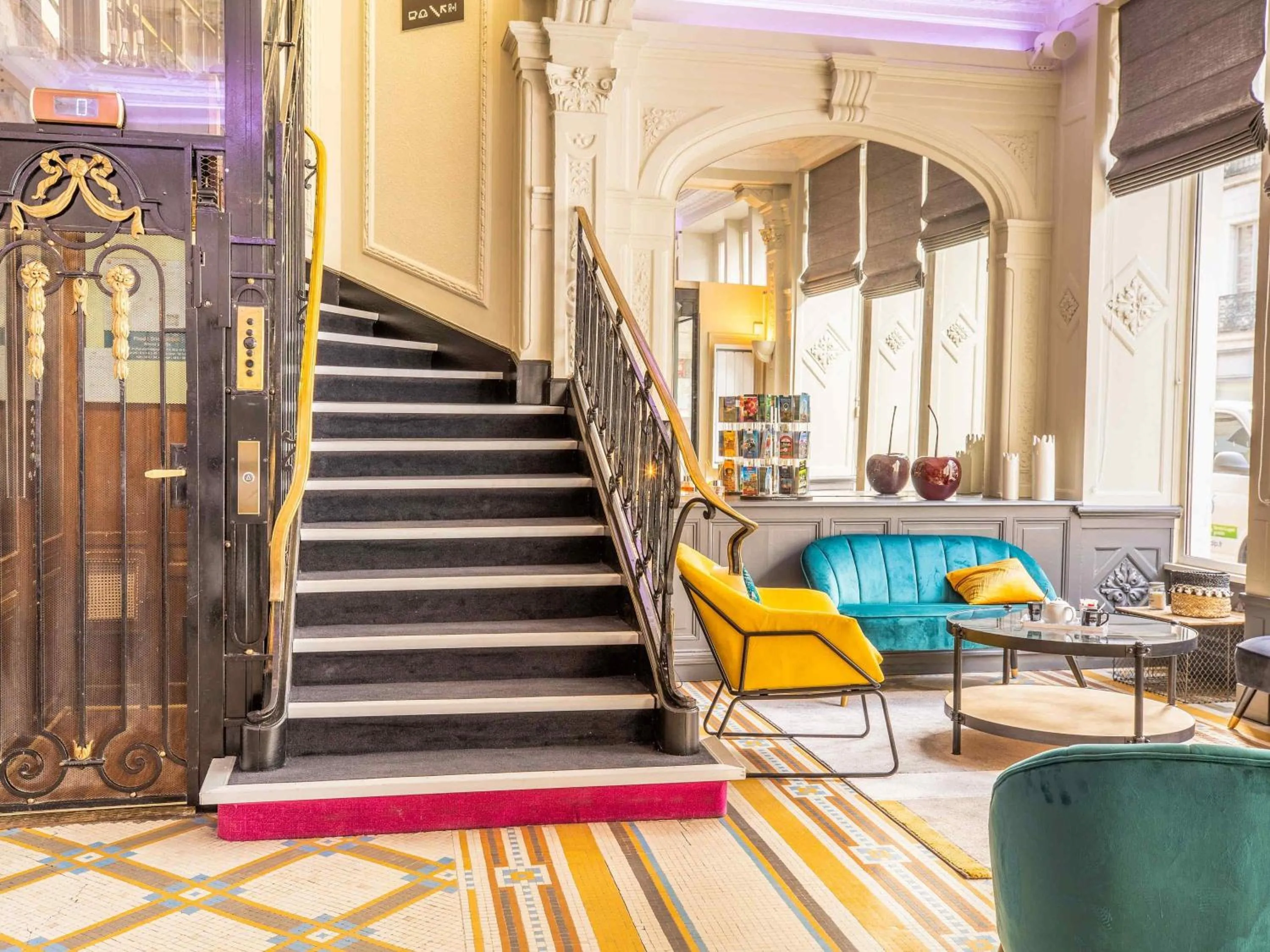 Property building in ibis Blois Centre Château